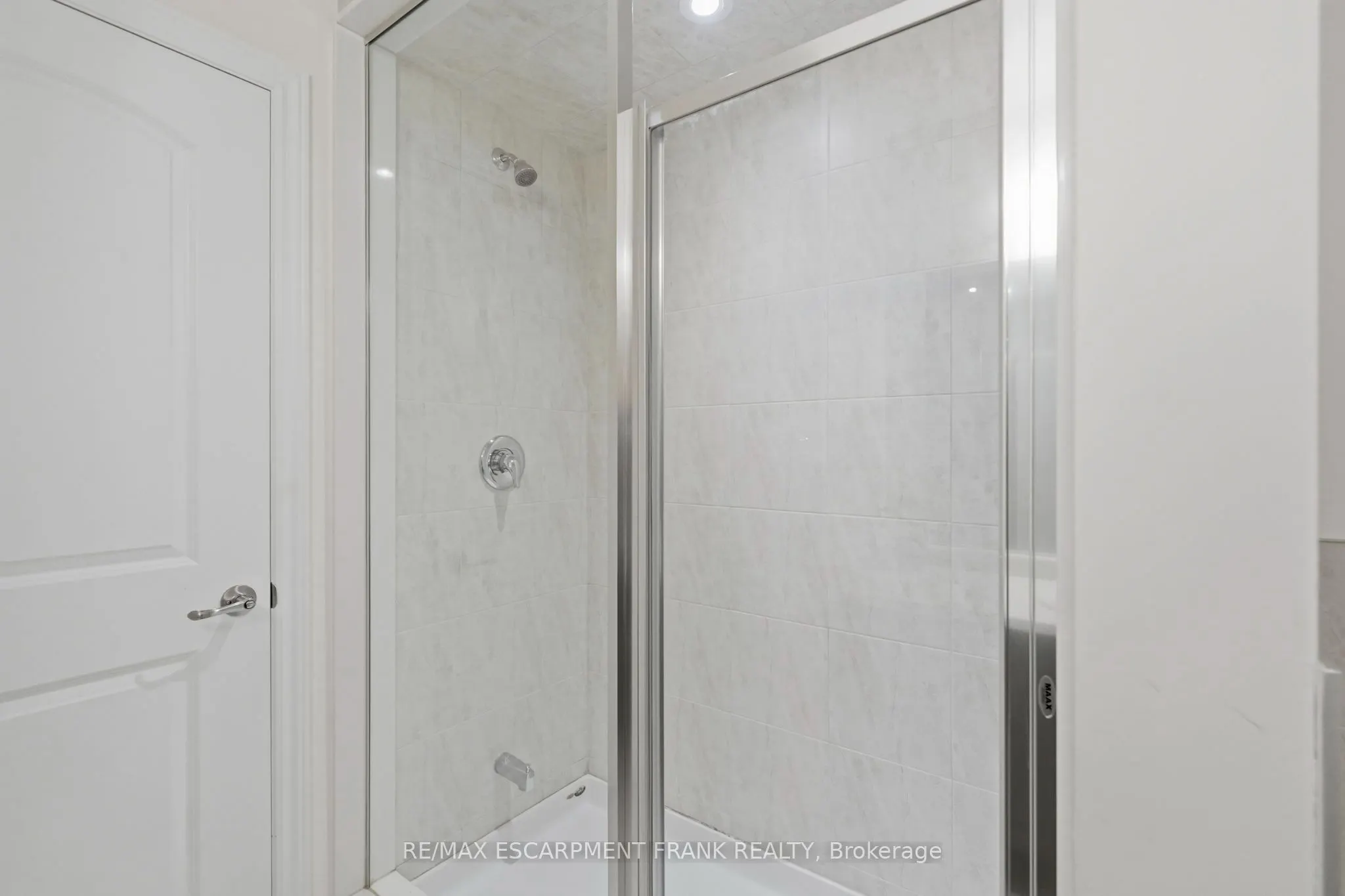 305 Garner Road W #68