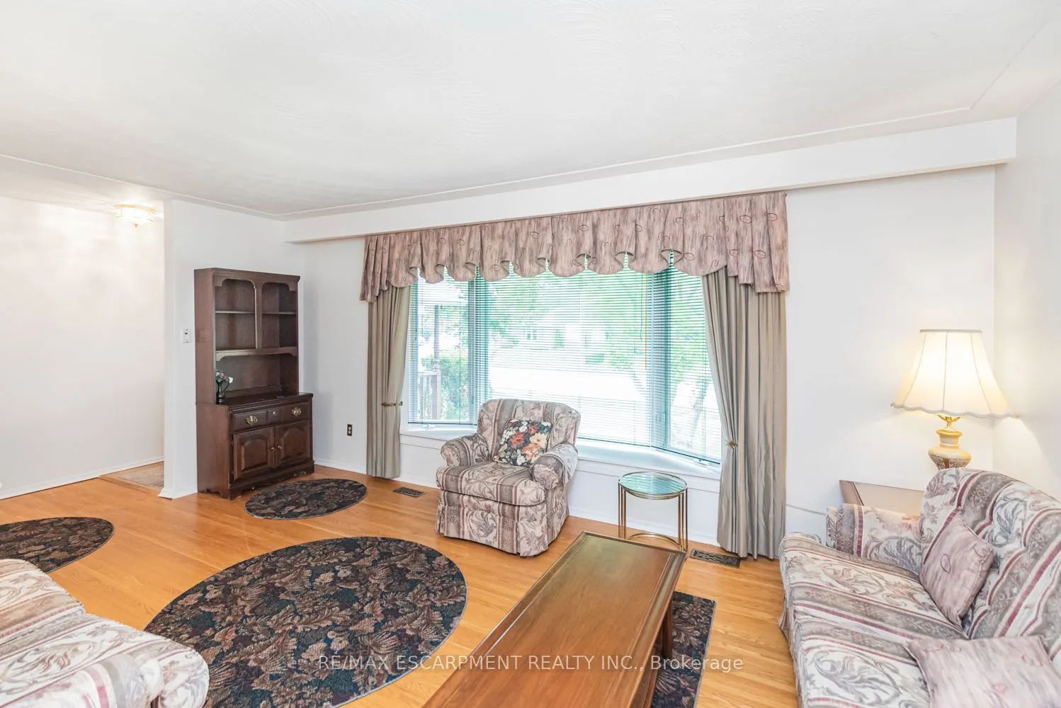 37 Lorne Avenue