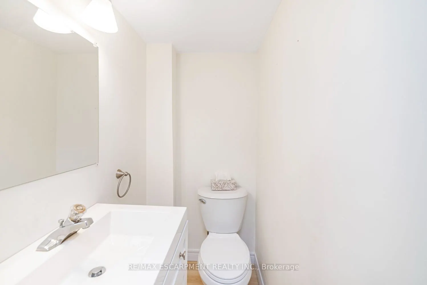 37 Lorne Avenue