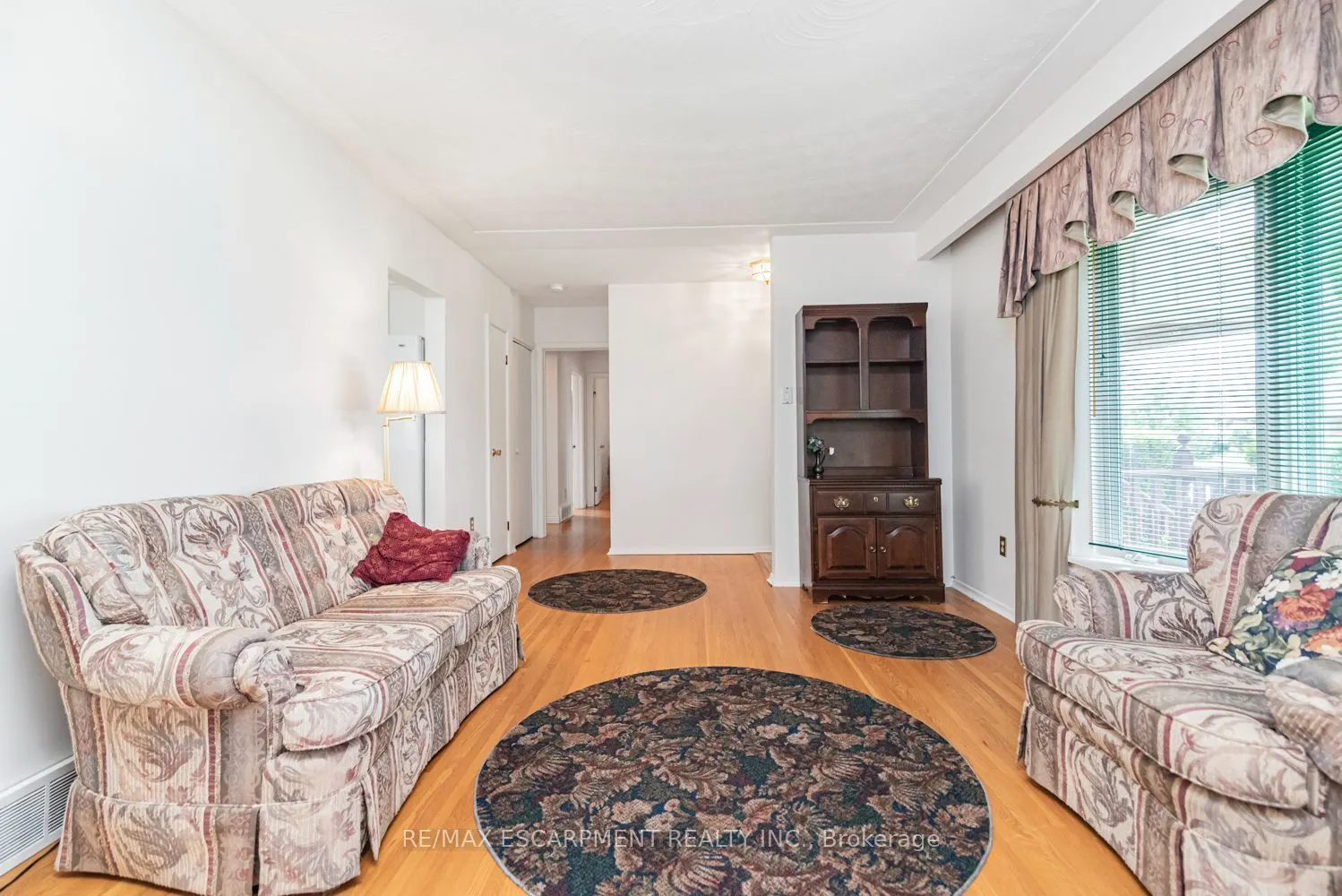 37 Lorne Avenue