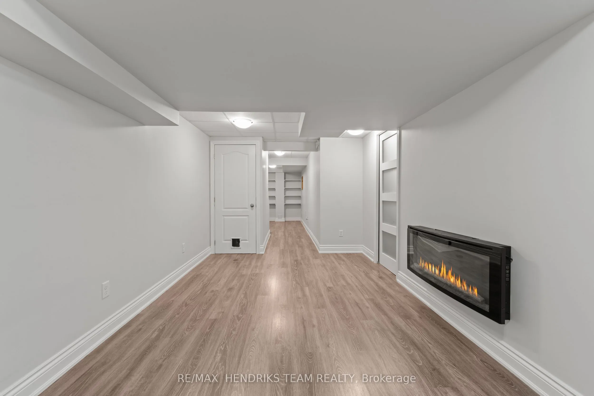 35 Sunset Way