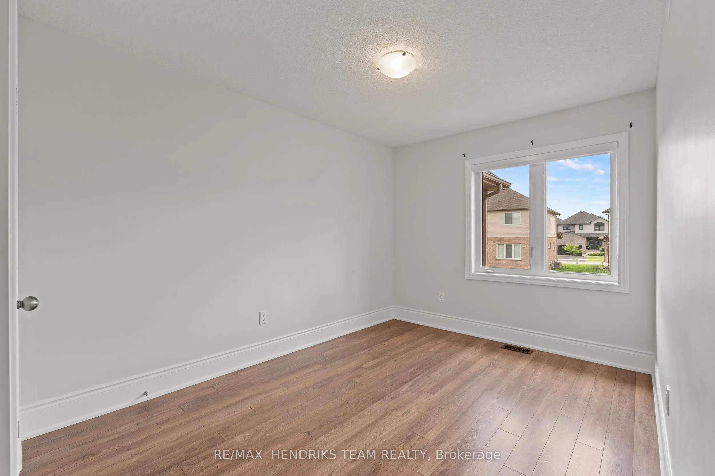 35 Sunset Way