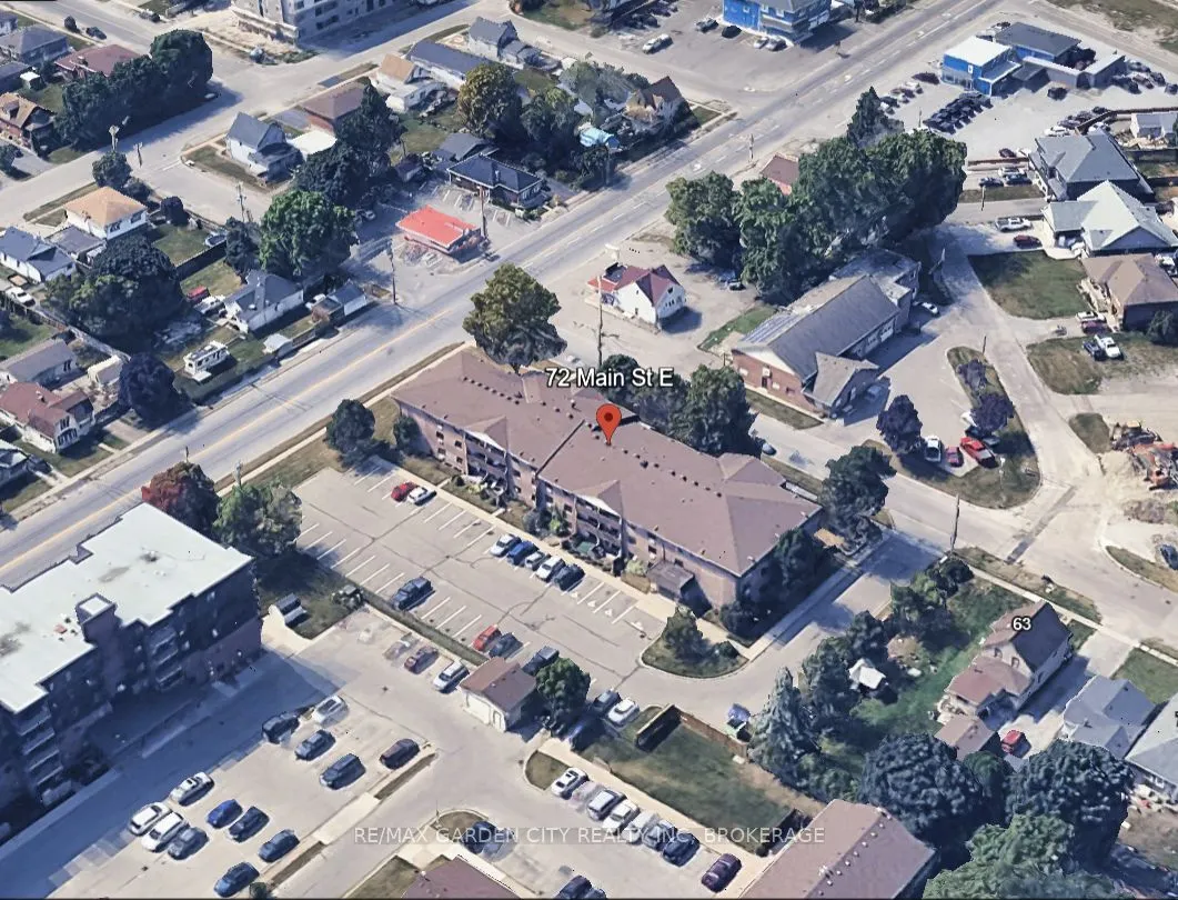 72 Main Street E #211