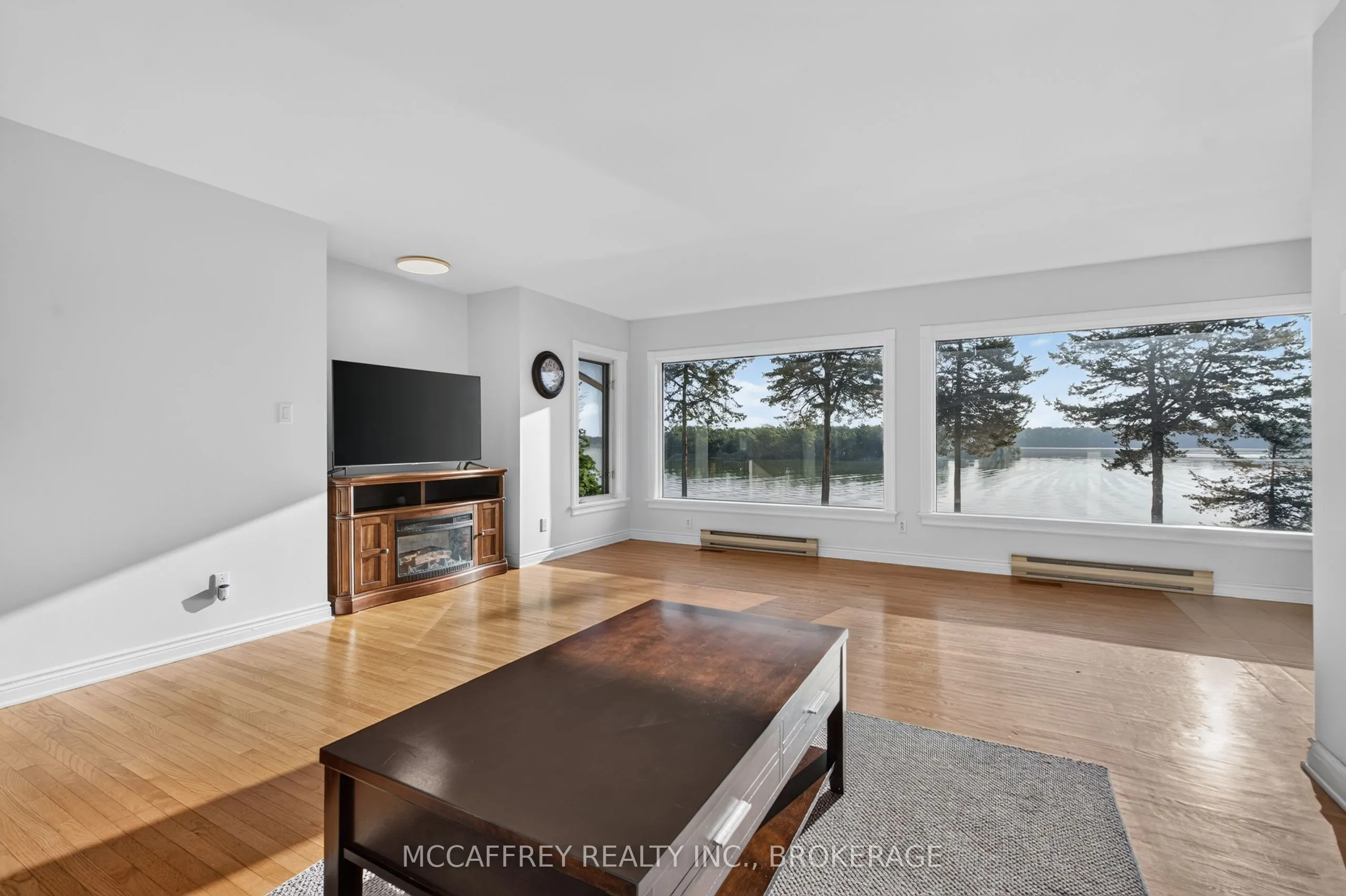 4563 County Rd 9