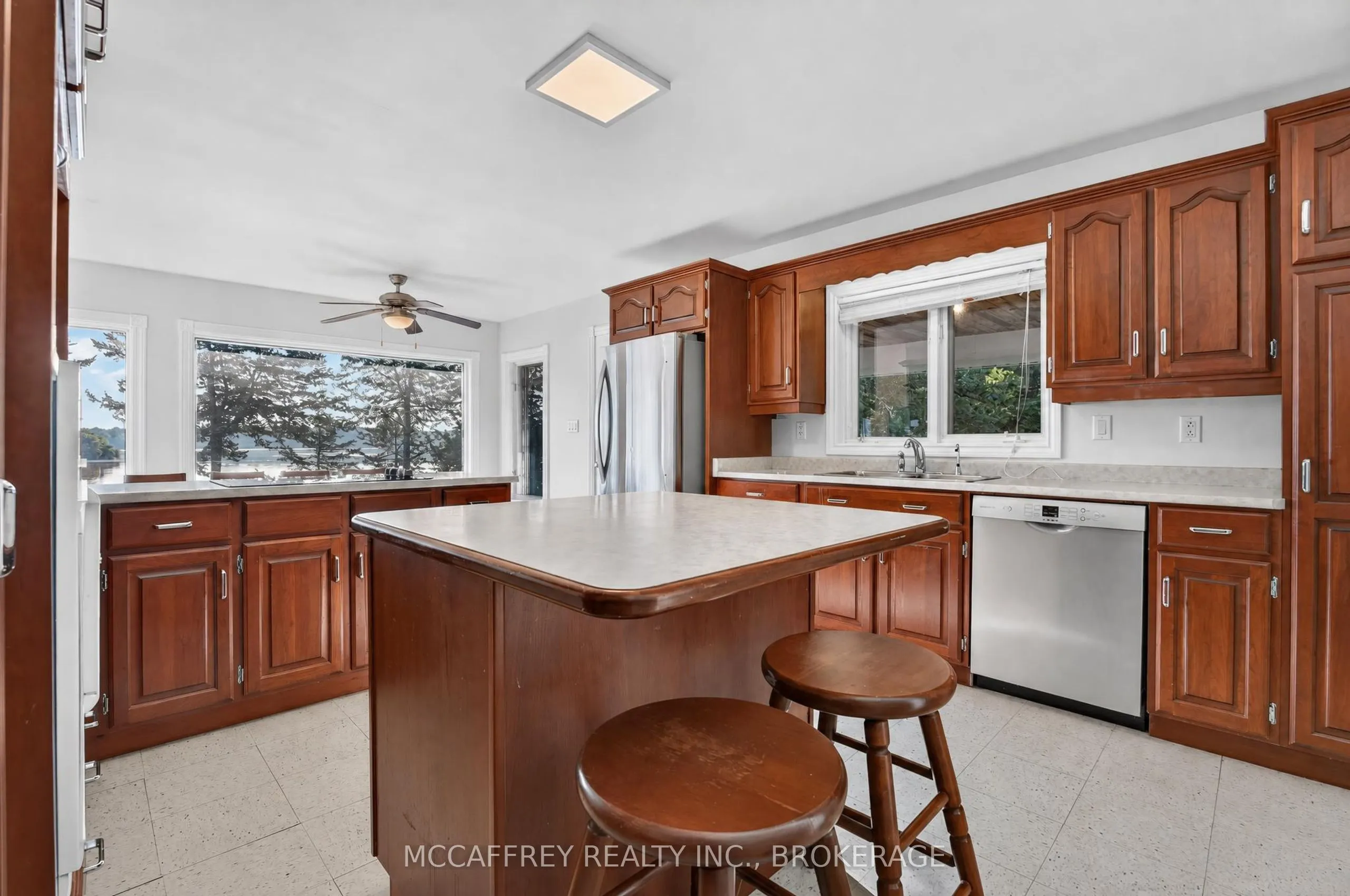 4563 County Rd 9