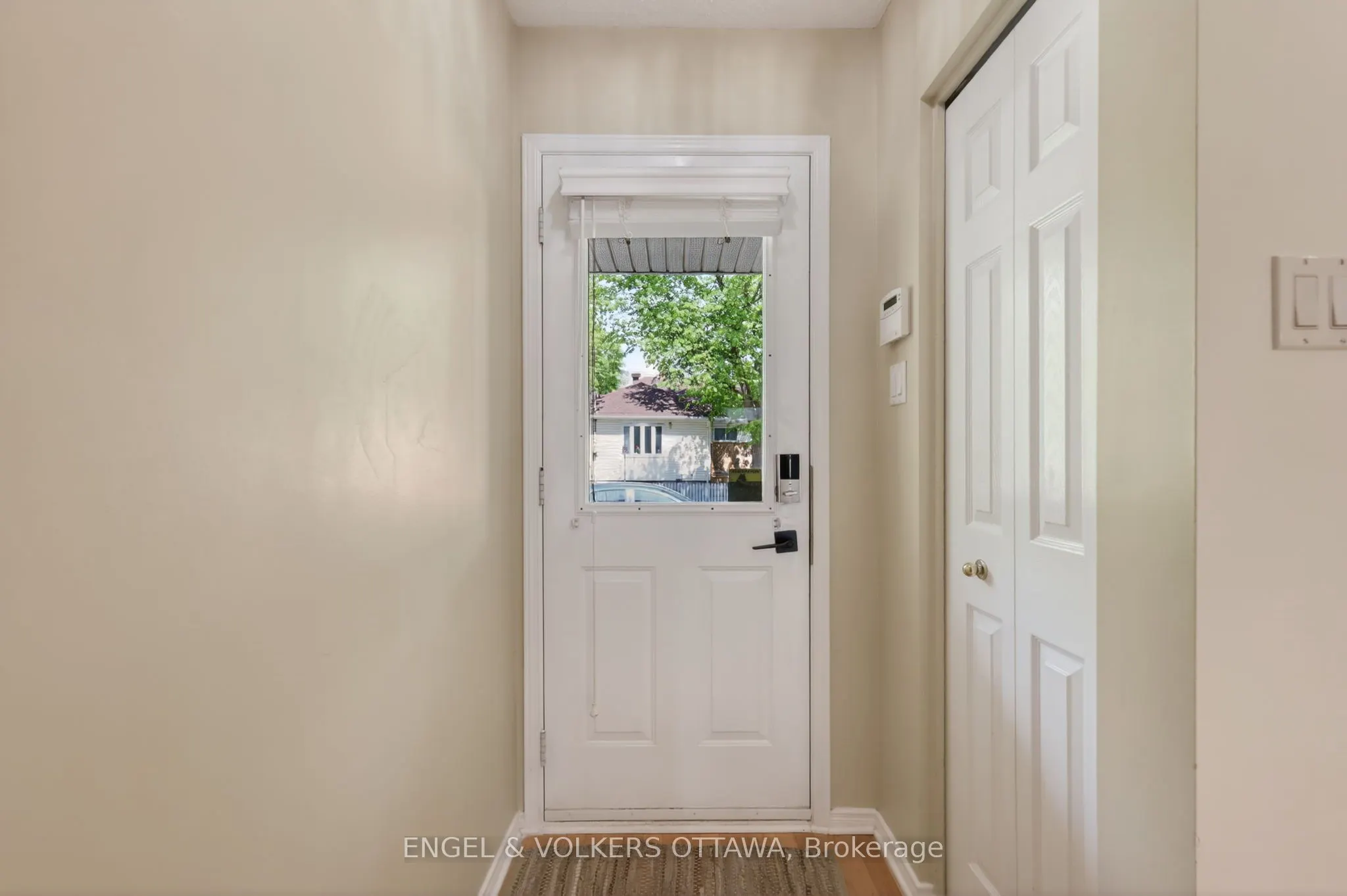 90B Templeton Street