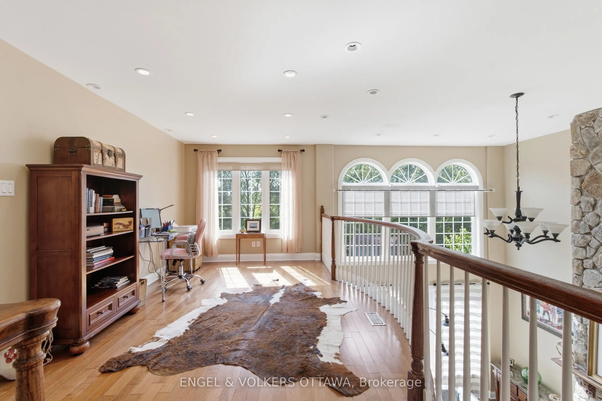 6622 Blossom Trail Drive