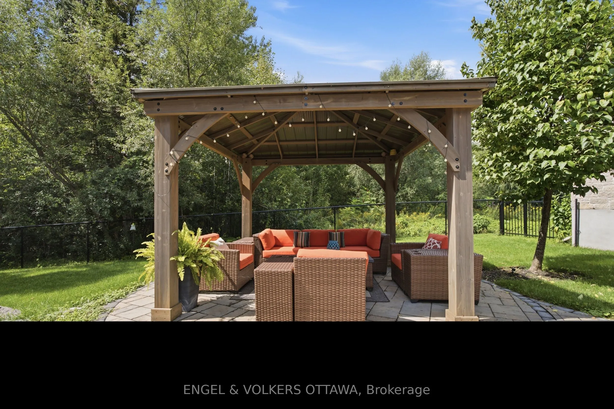 6622 Blossom Trail Drive