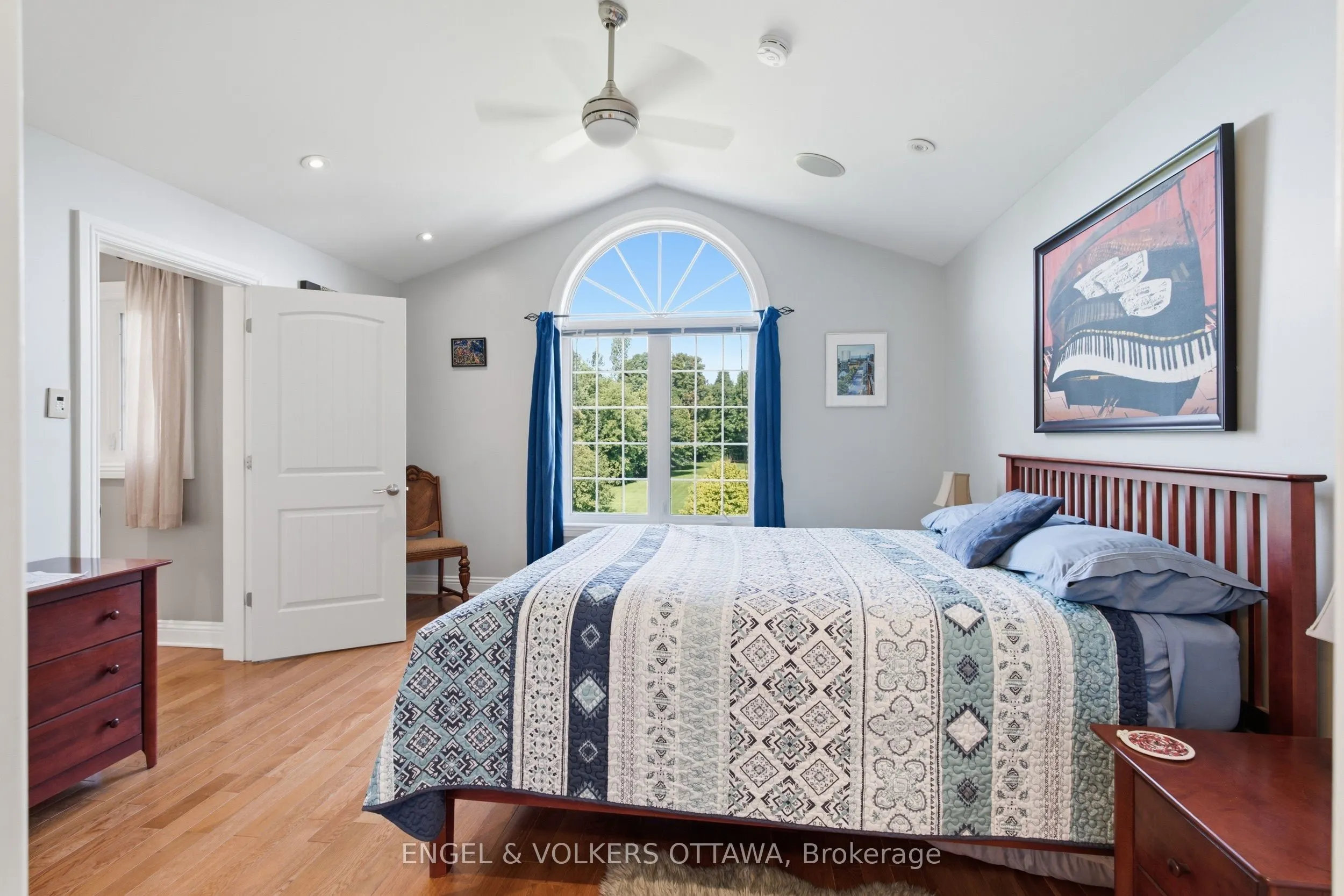6622 Blossom Trail Drive