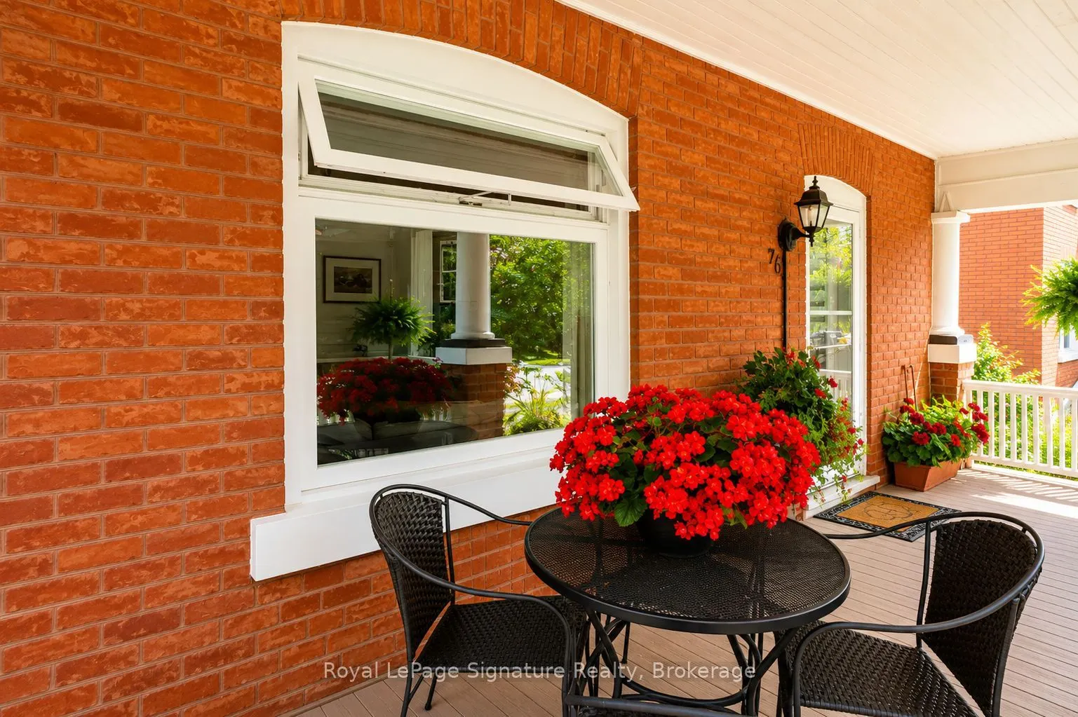 76 Trowbridge Street W