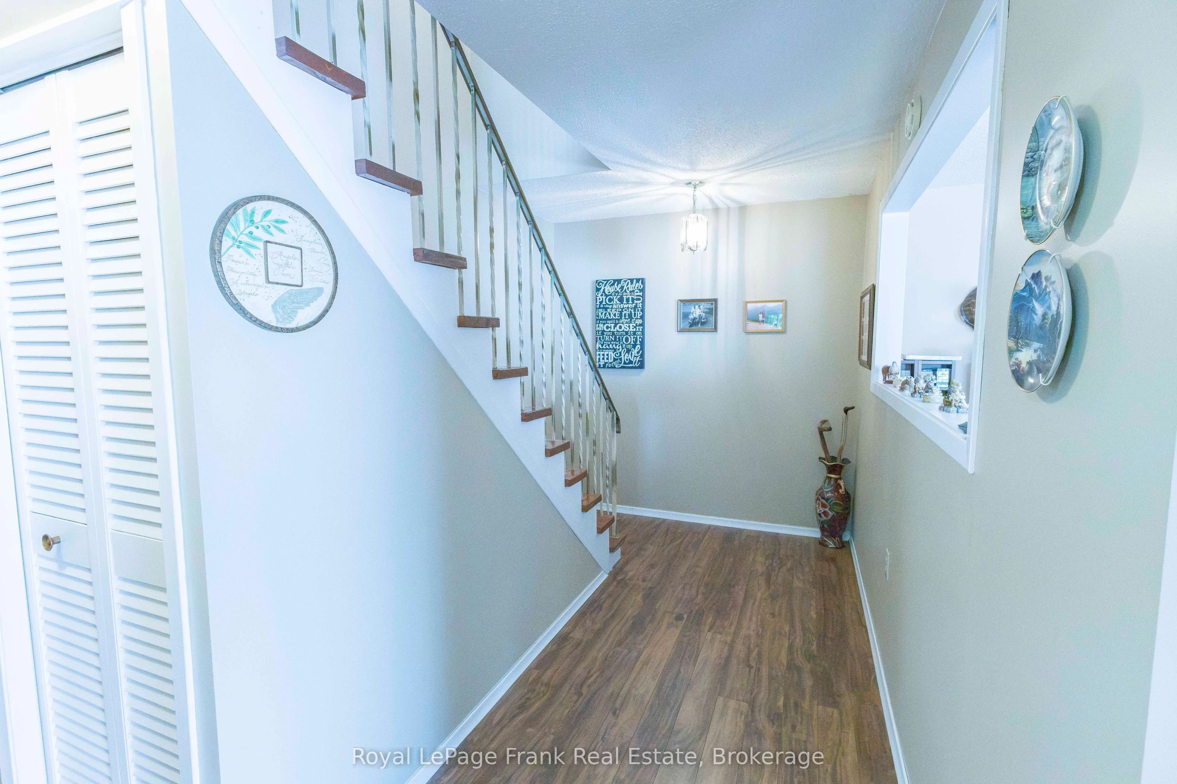 378 Old Surrey Lane