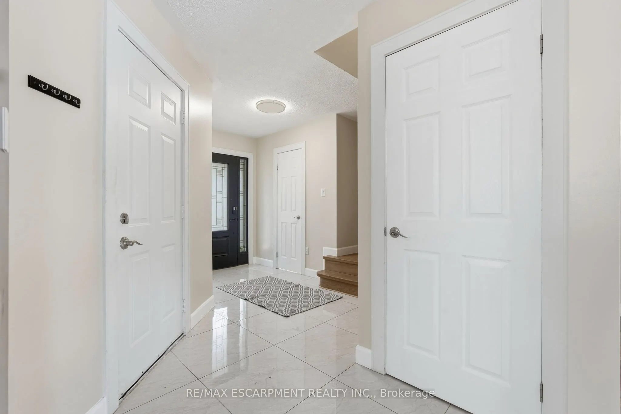 18 Sable Drive