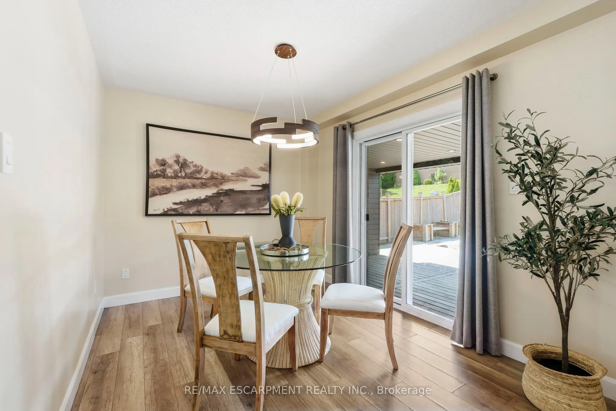 18 Sable Drive