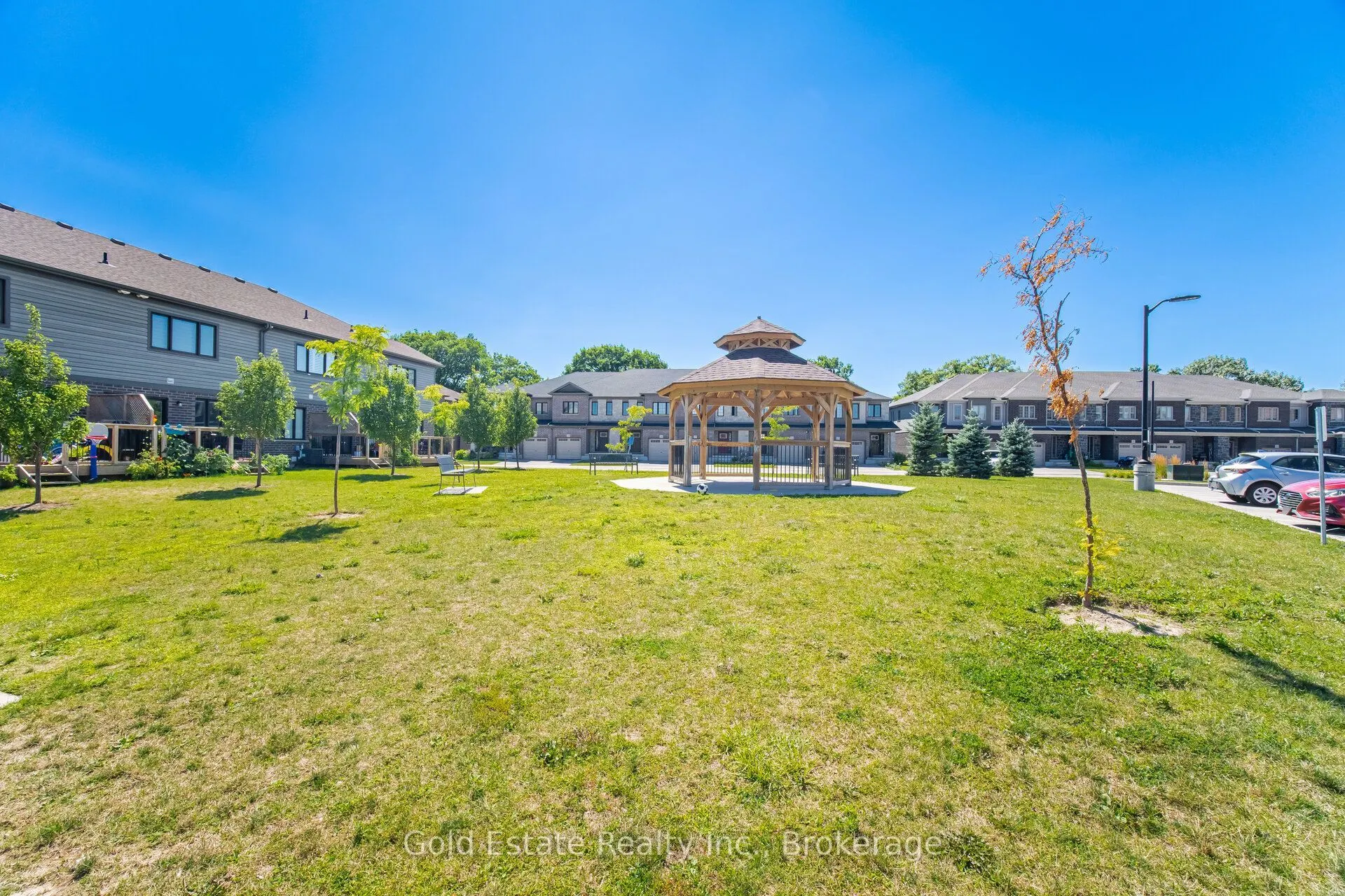 135 Hardcastle Drive #85