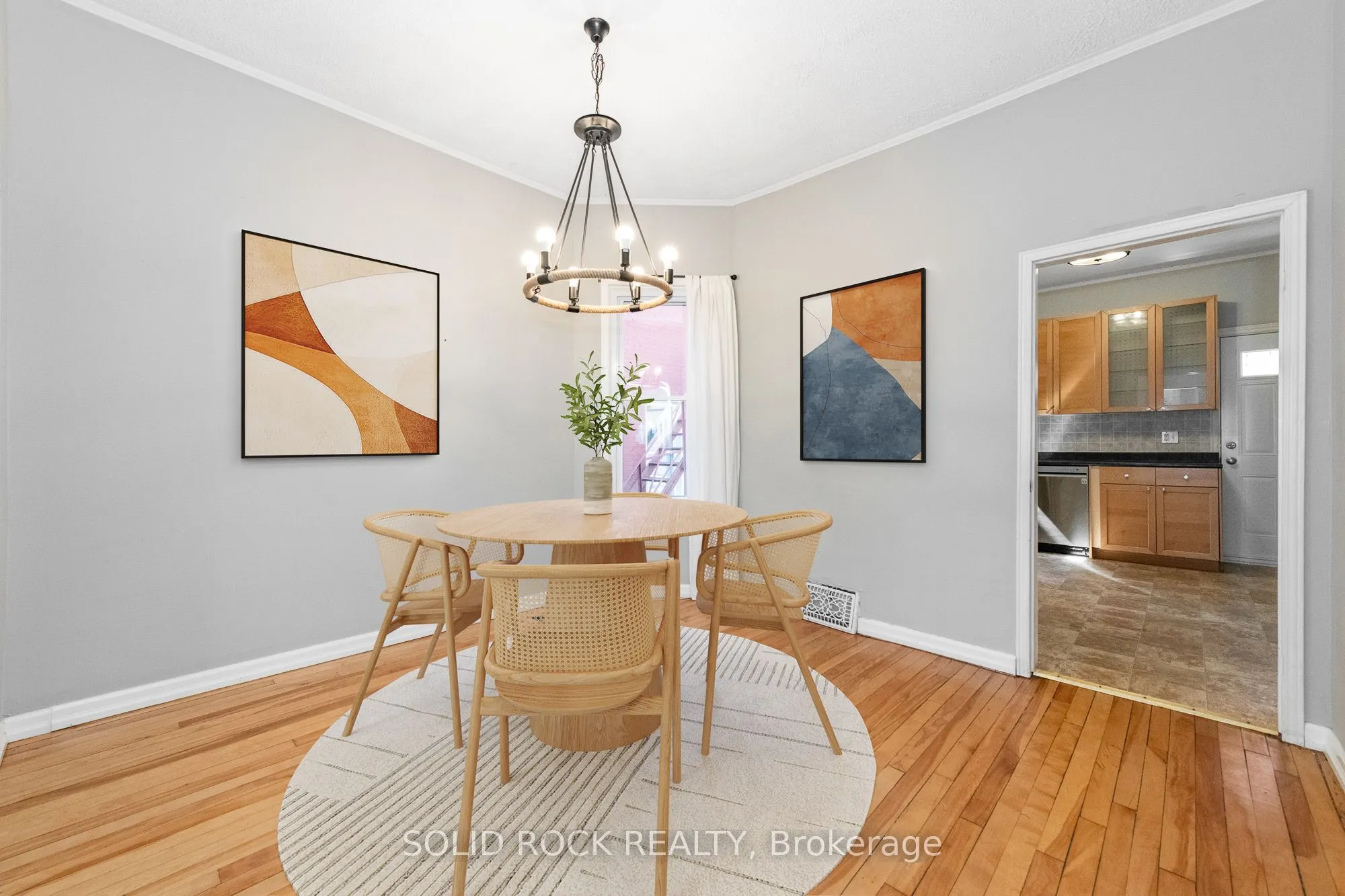 134 Concord Street S