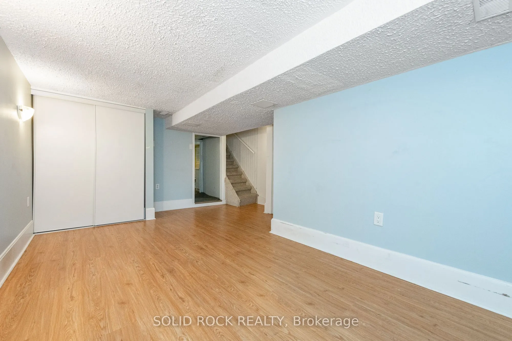 134 Concord Street S