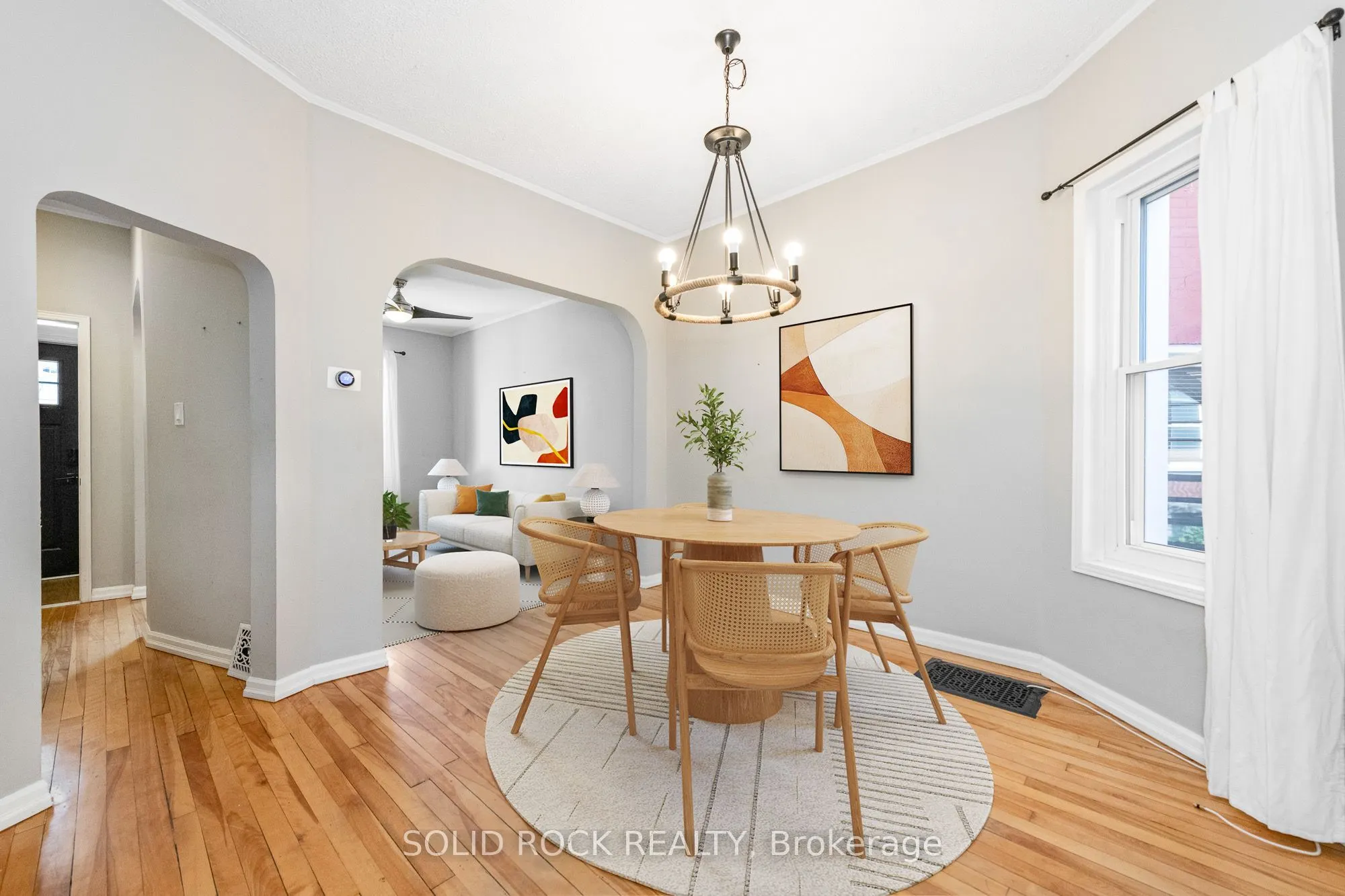 134 Concord Street S