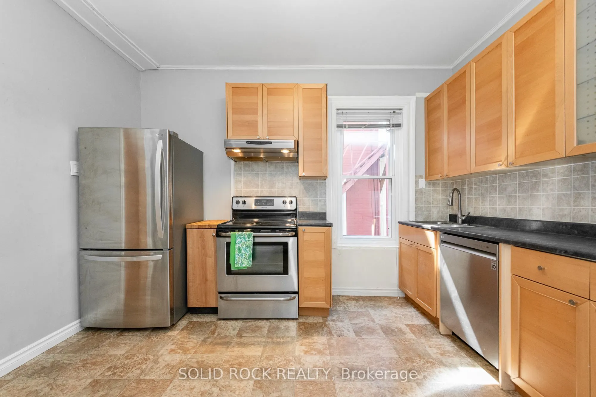 134 Concord Street S