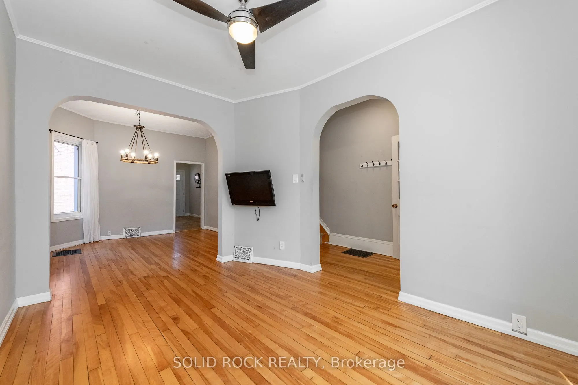 134 Concord Street S