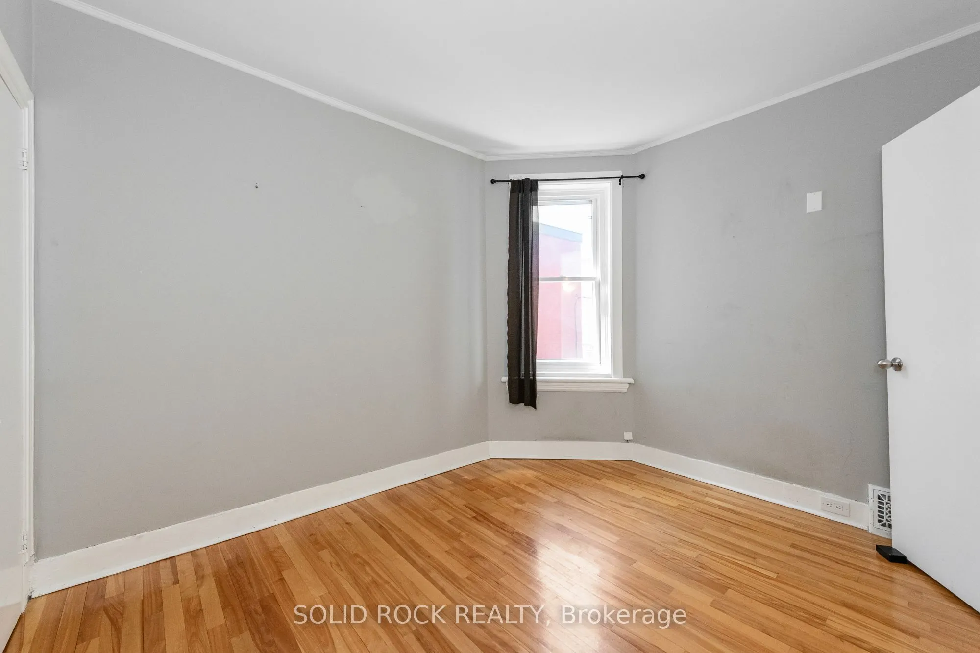 134 Concord Street S