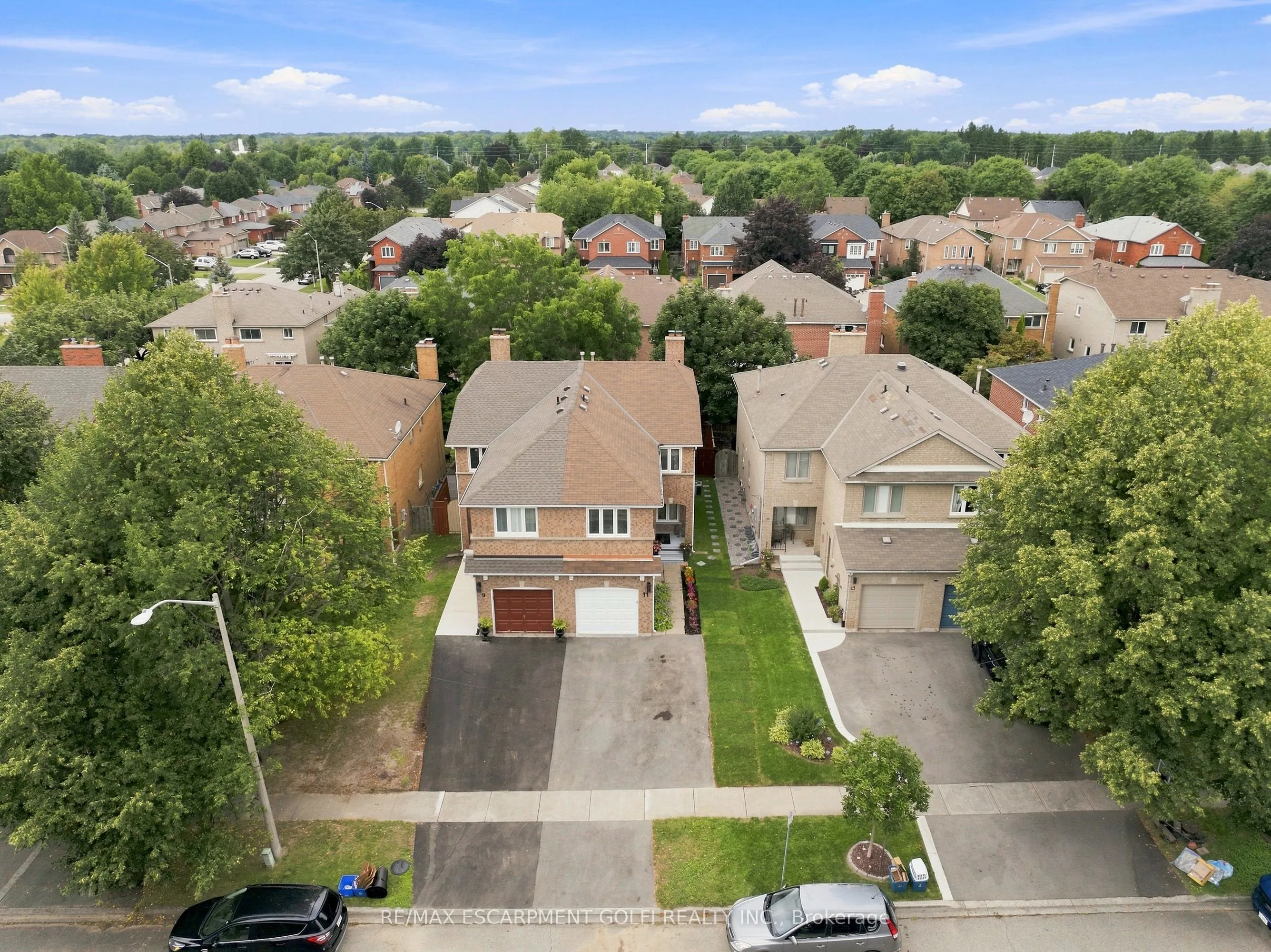 11 Wakefield Lane