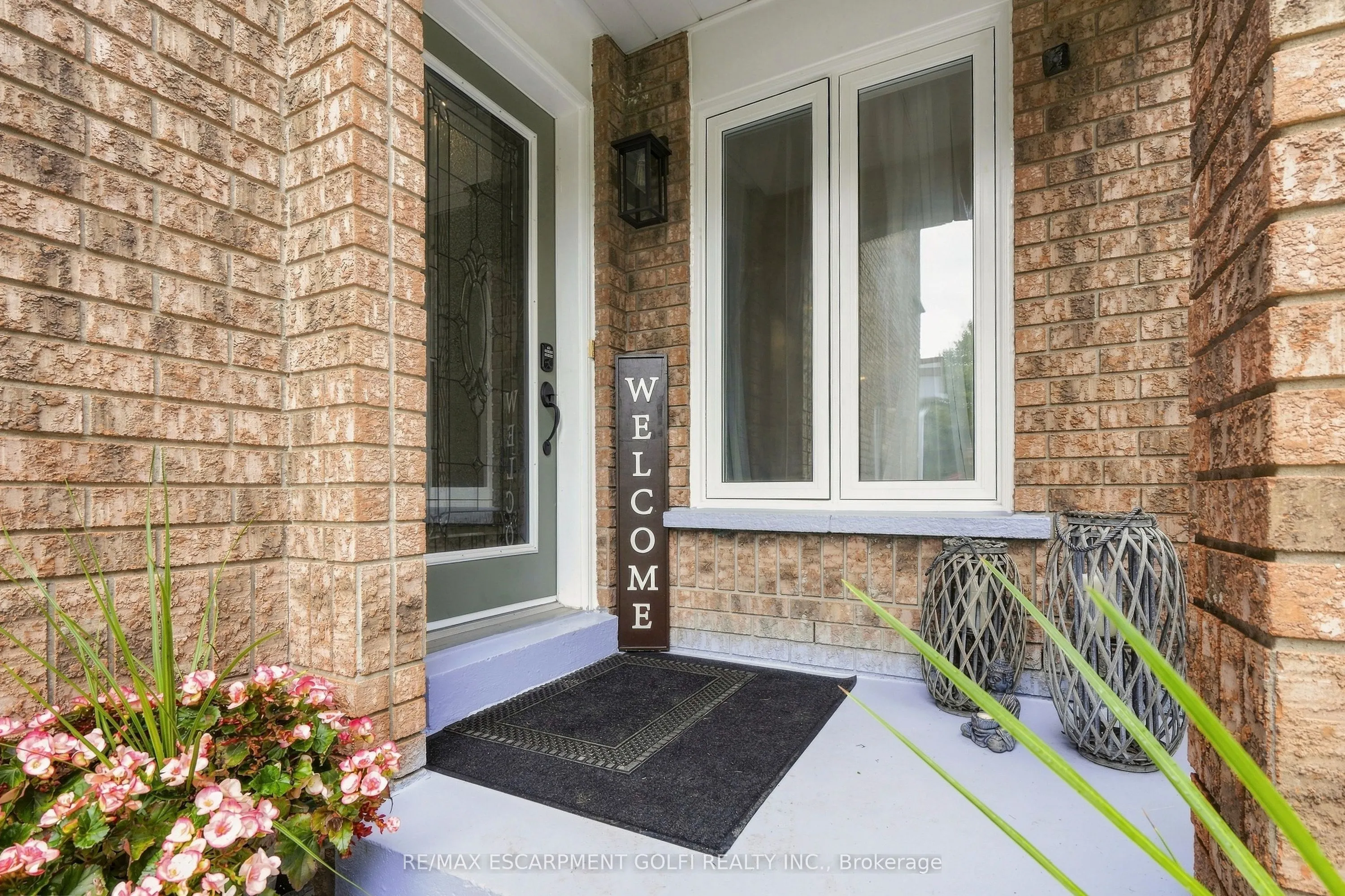 11 Wakefield Lane