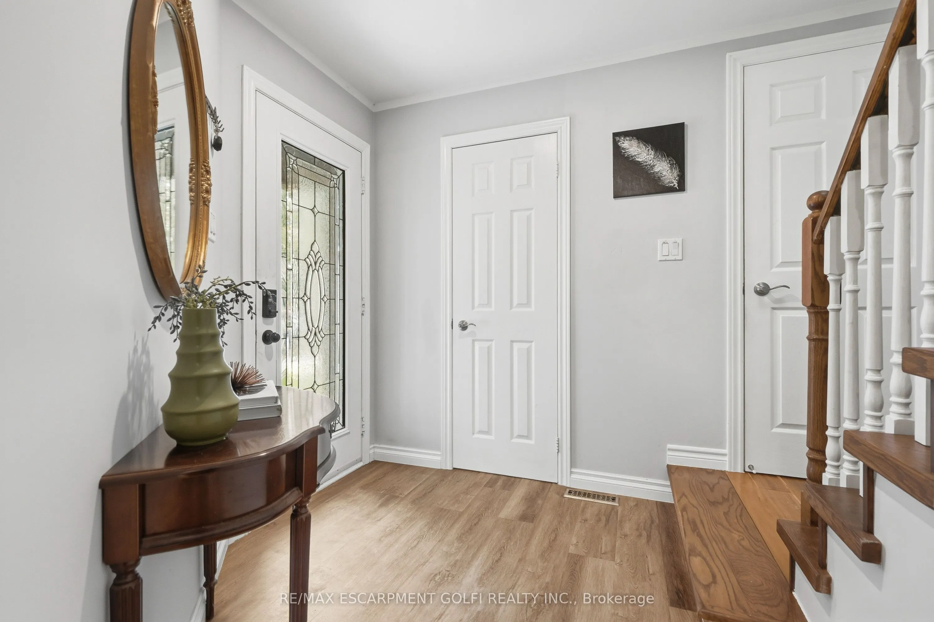 11 Wakefield Lane