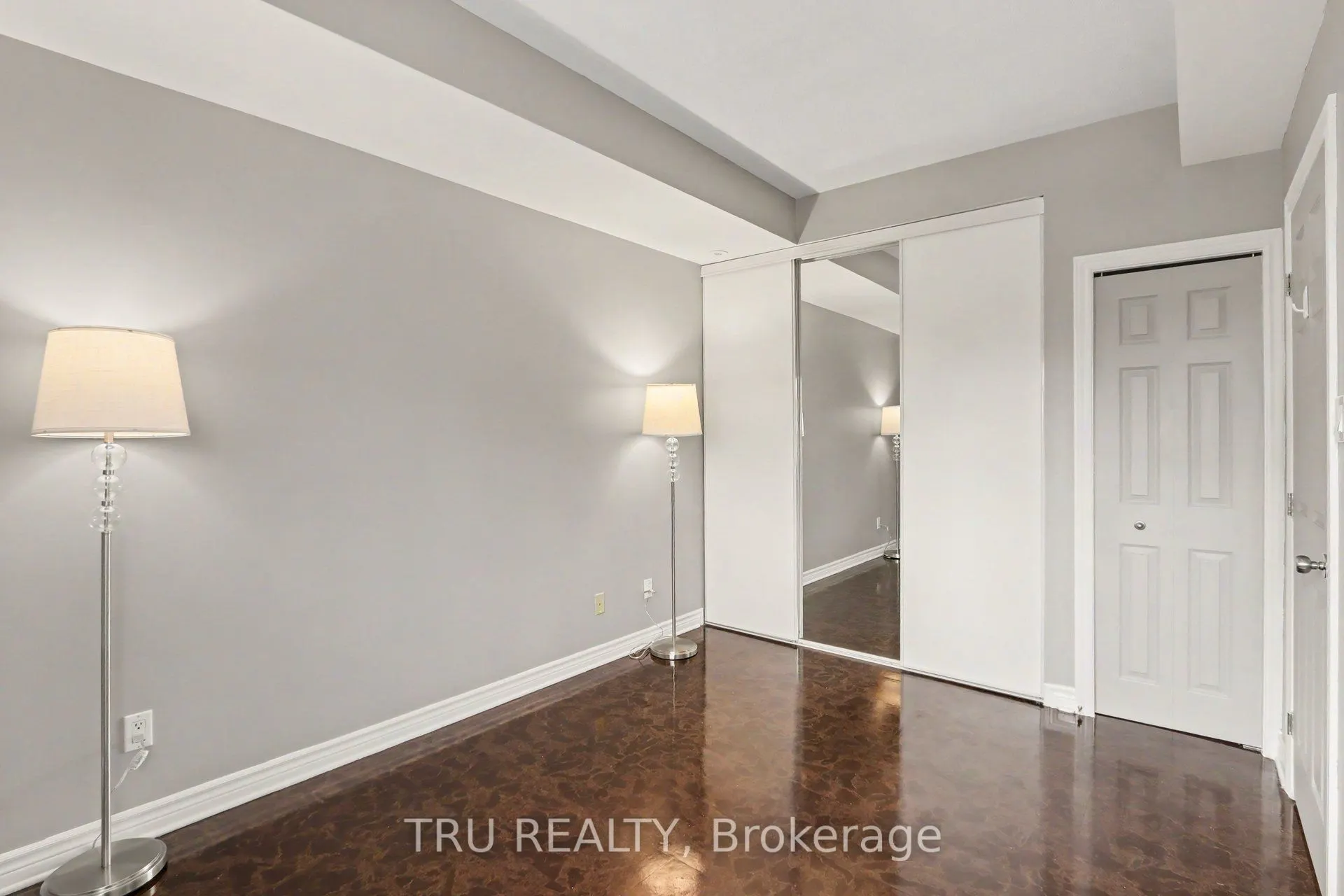 165 Waterbridge Drive #7