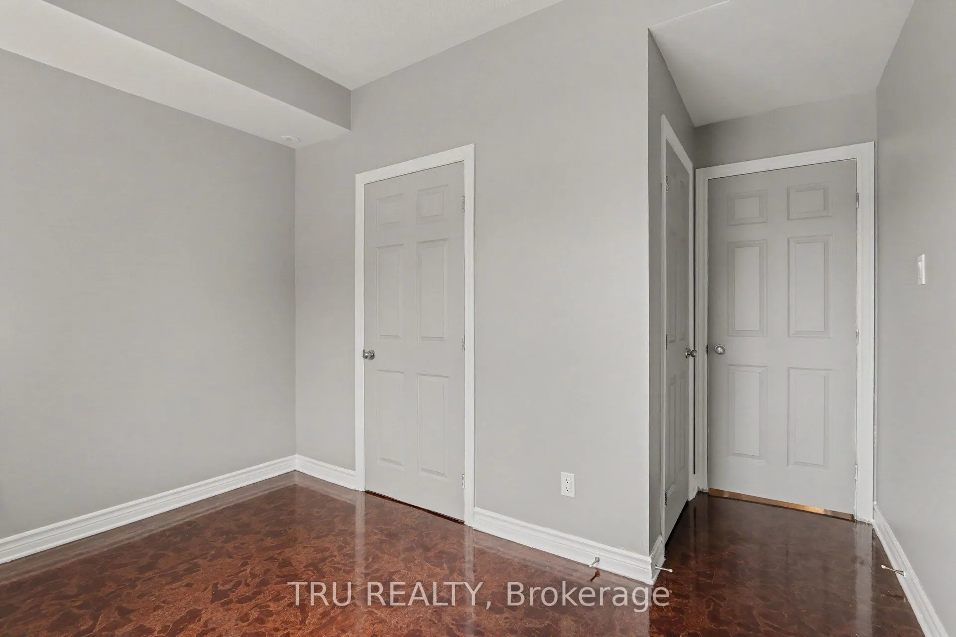 165 Waterbridge Drive #7