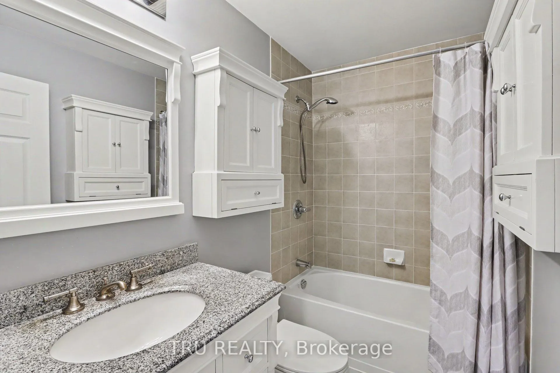 165 Waterbridge Drive #7