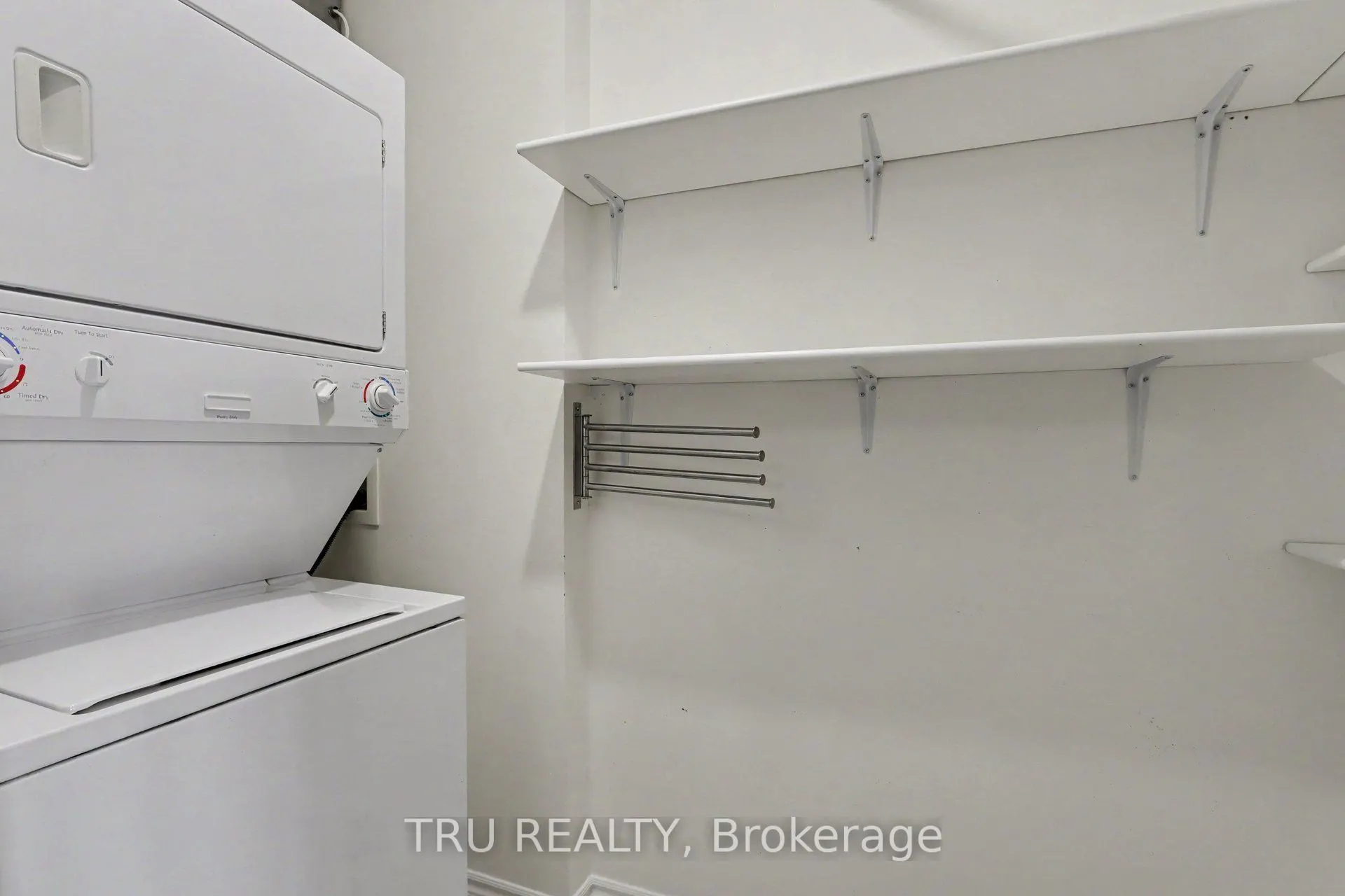 165 Waterbridge Drive #7