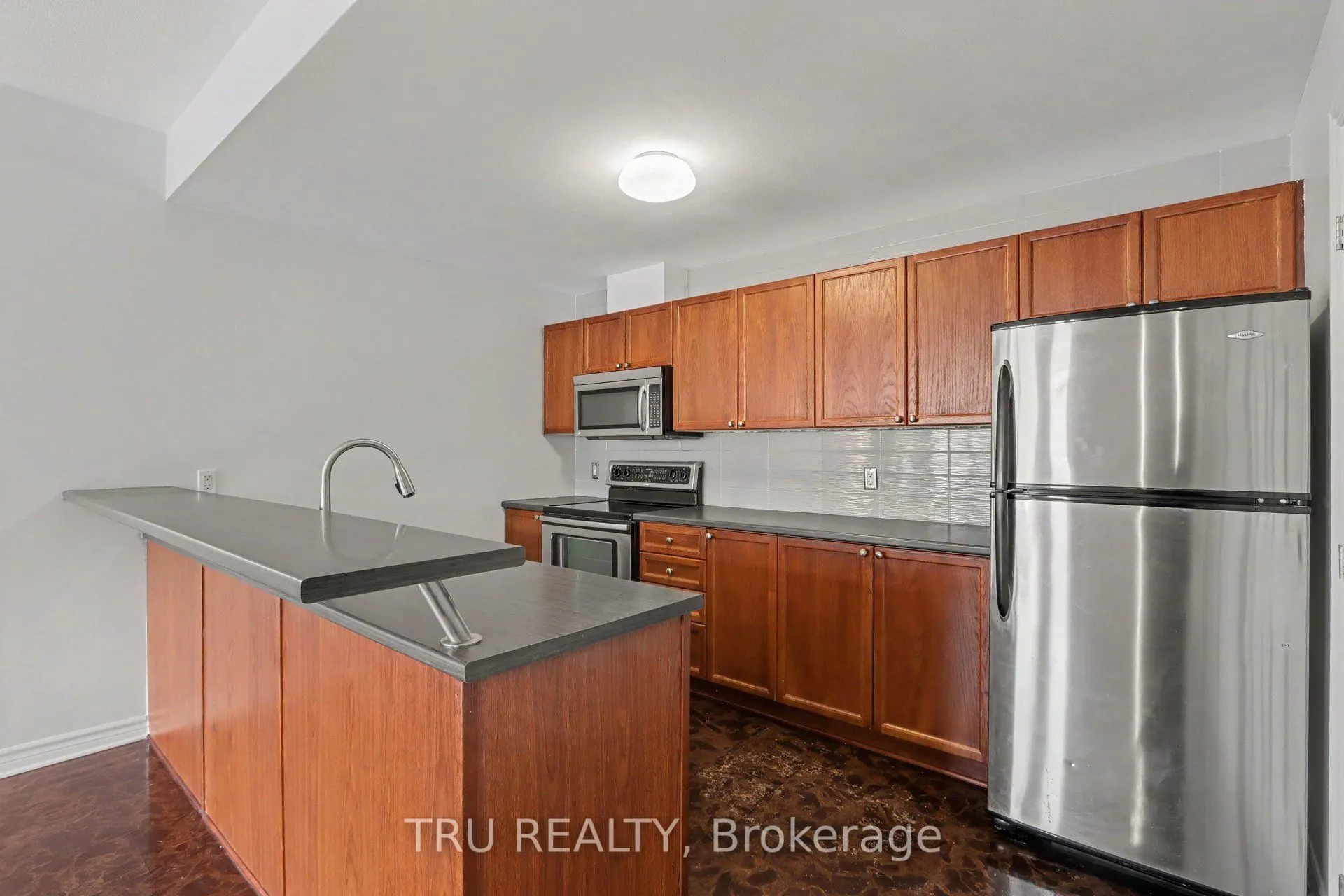 165 Waterbridge Drive #7