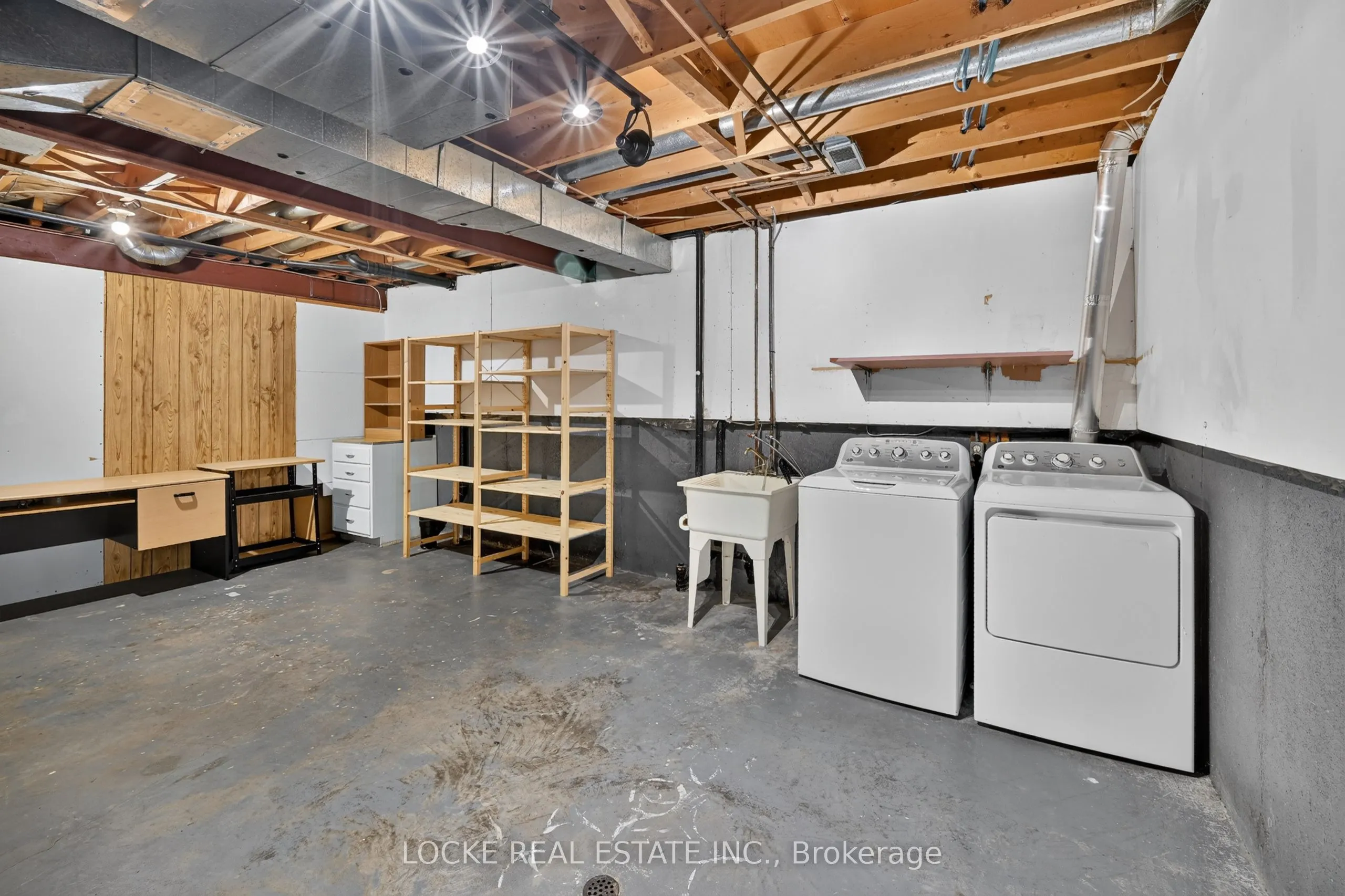 1975 Fairglen Mews #28