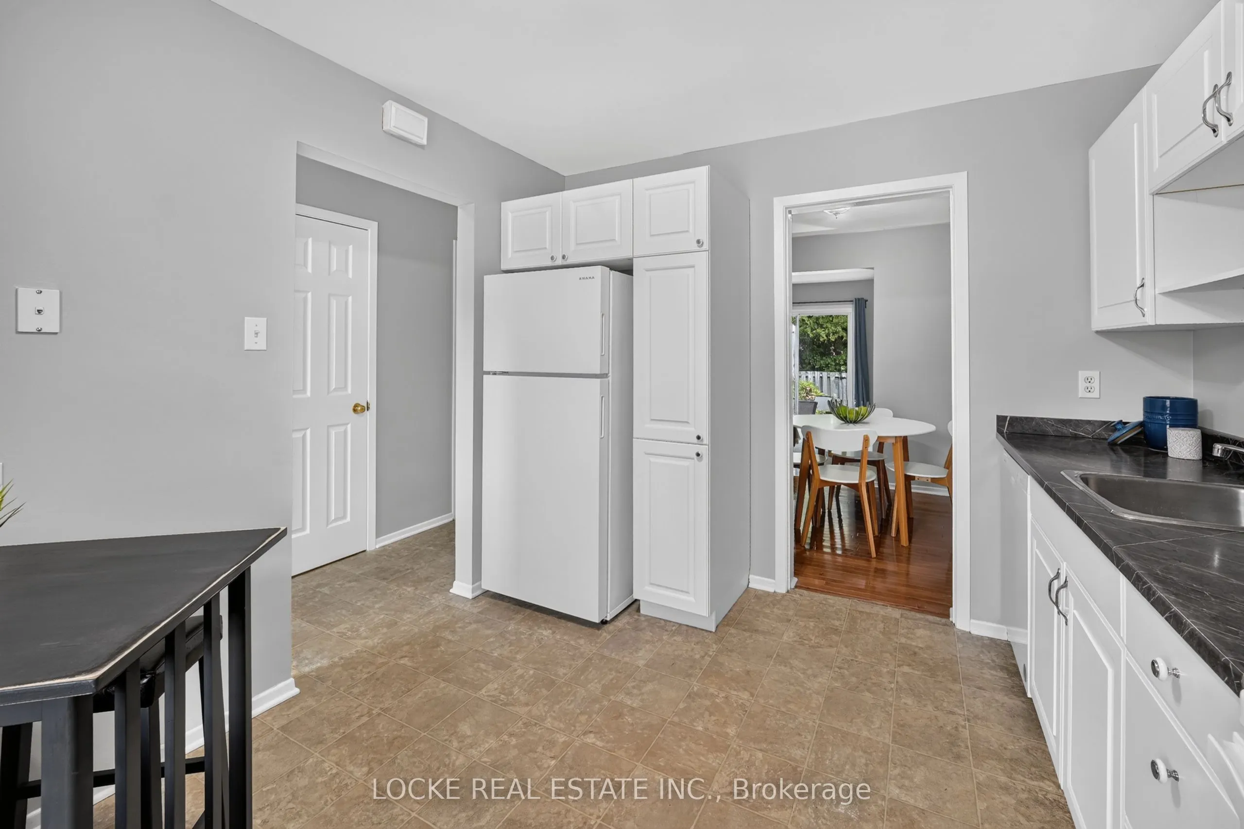 1975 Fairglen Mews #28