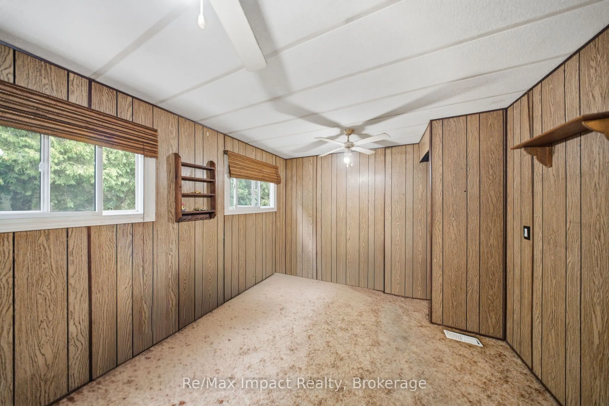 39 Hillview Drive