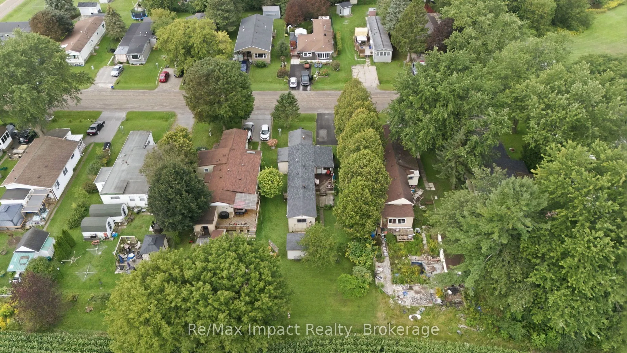 39 Hillview Drive