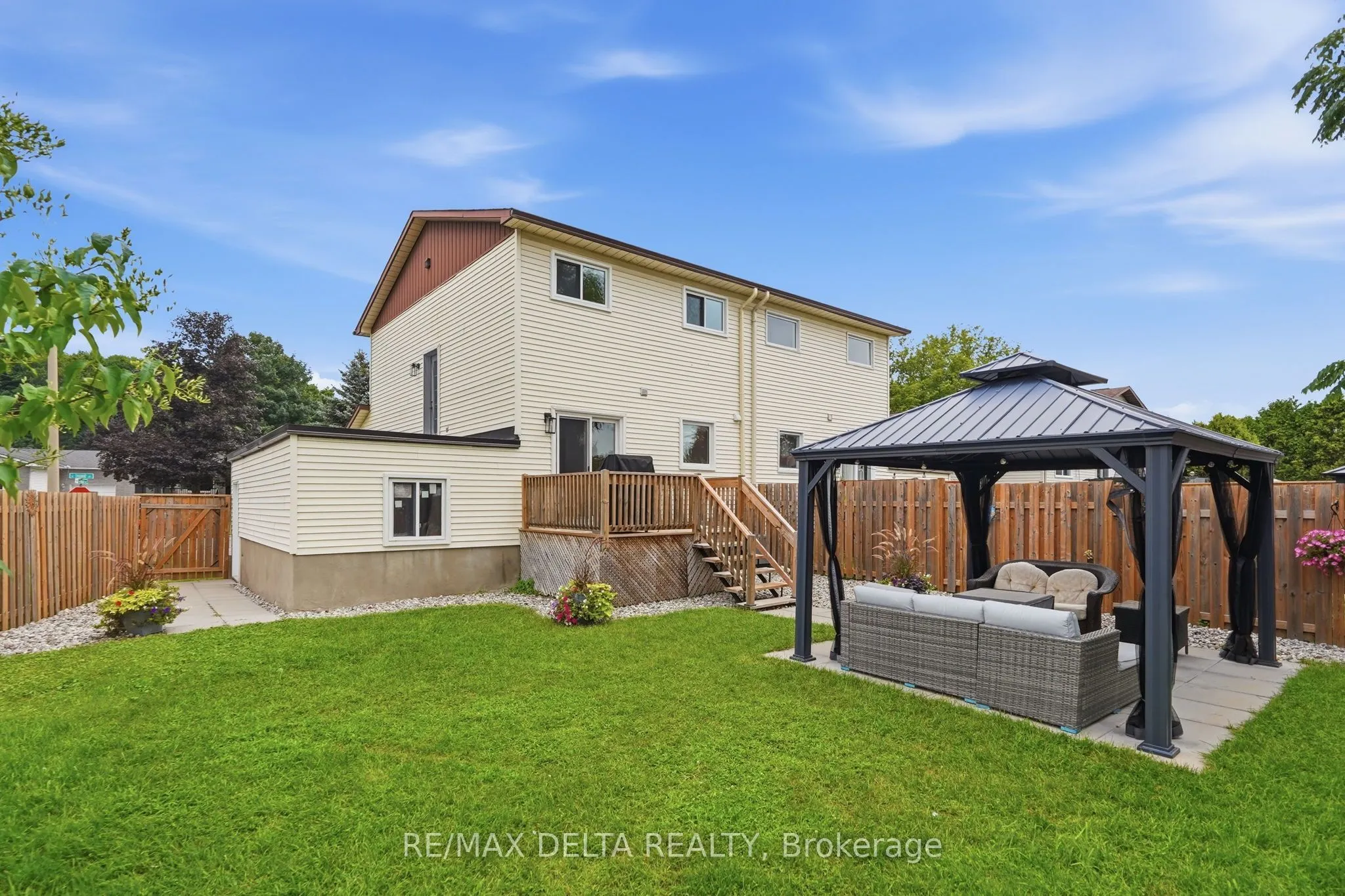 991 Dianne Street