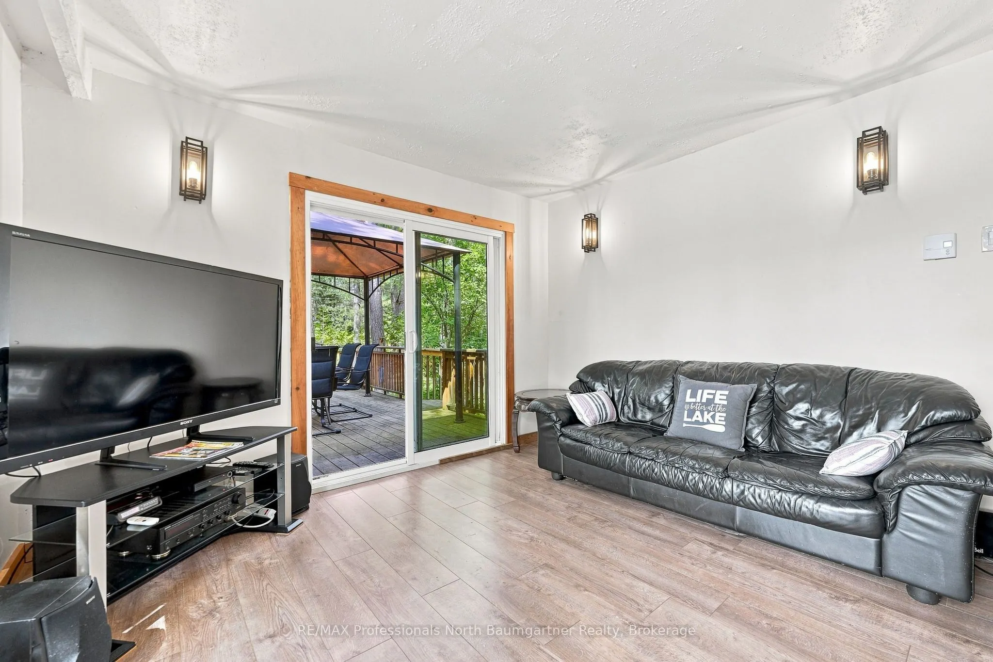 1110 Edward Sanderson Road