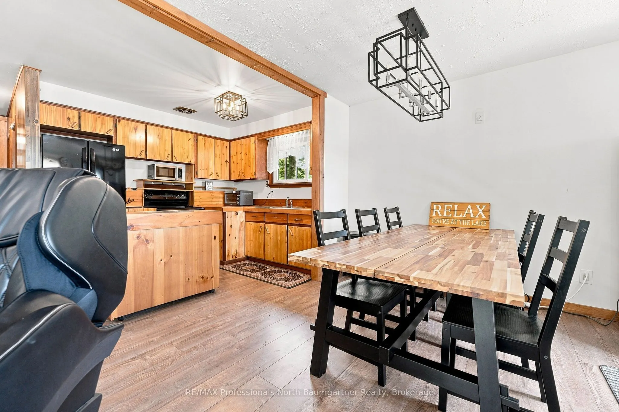 1110 Edward Sanderson Road