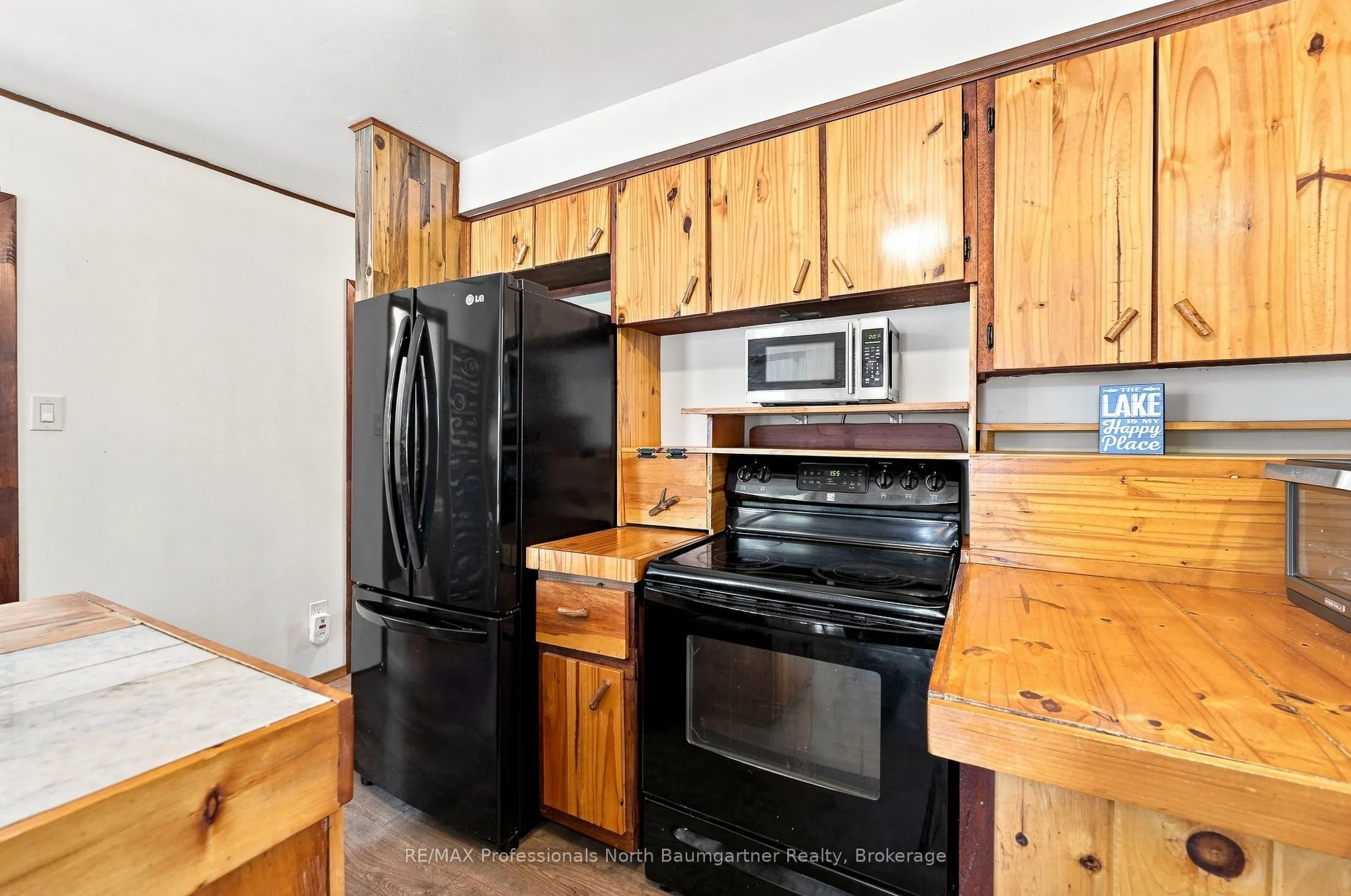 1110 Edward Sanderson Road
