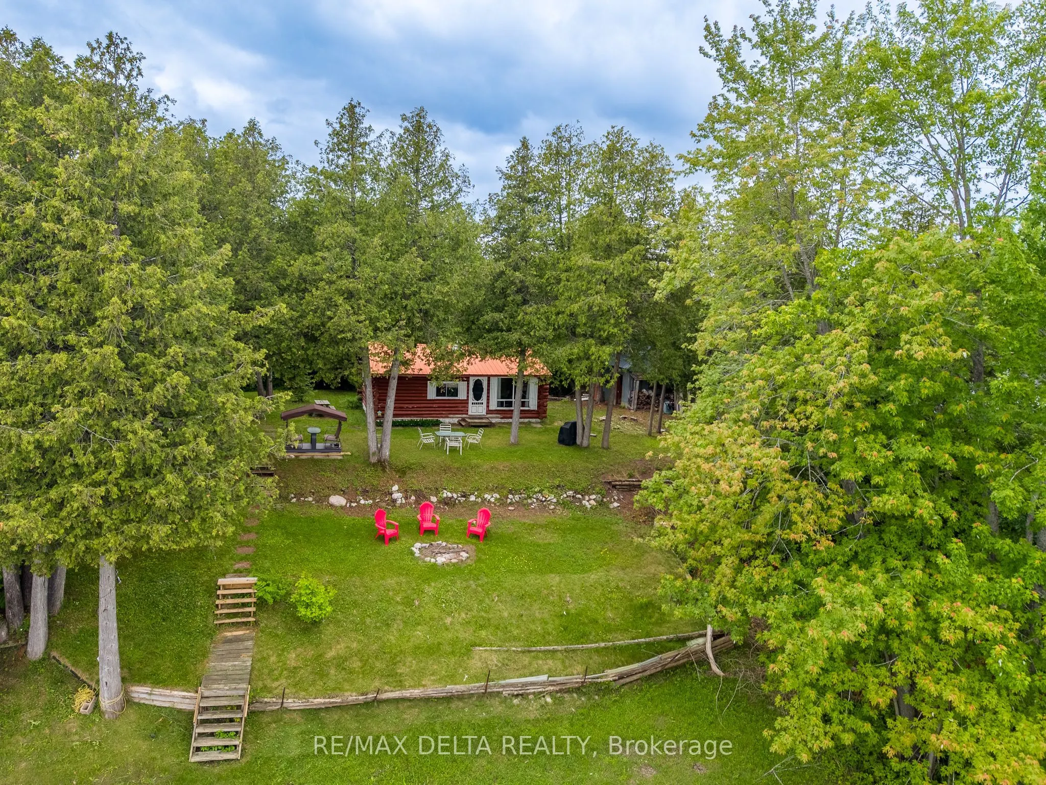 48 CROSBY Trail