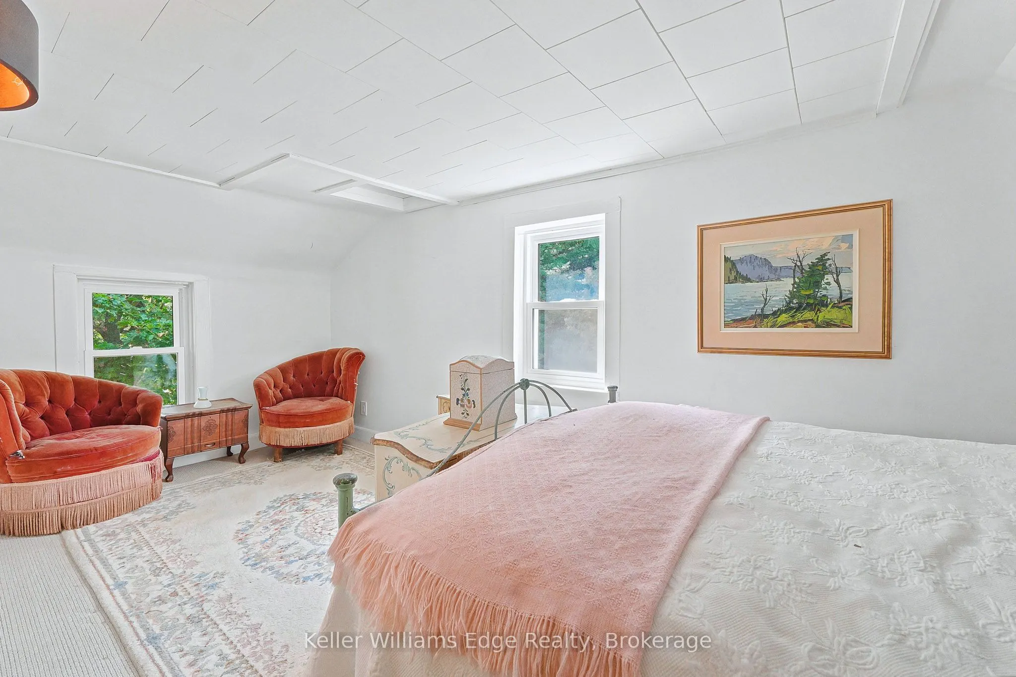 361 Dundas Street E