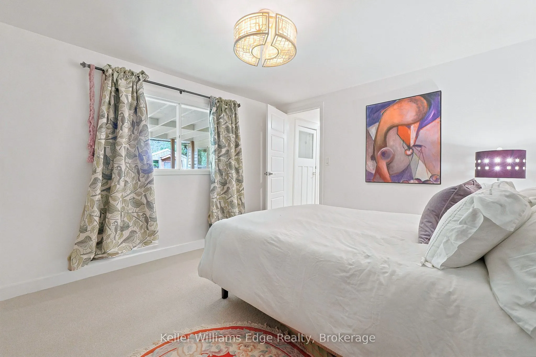 361 Dundas Street E