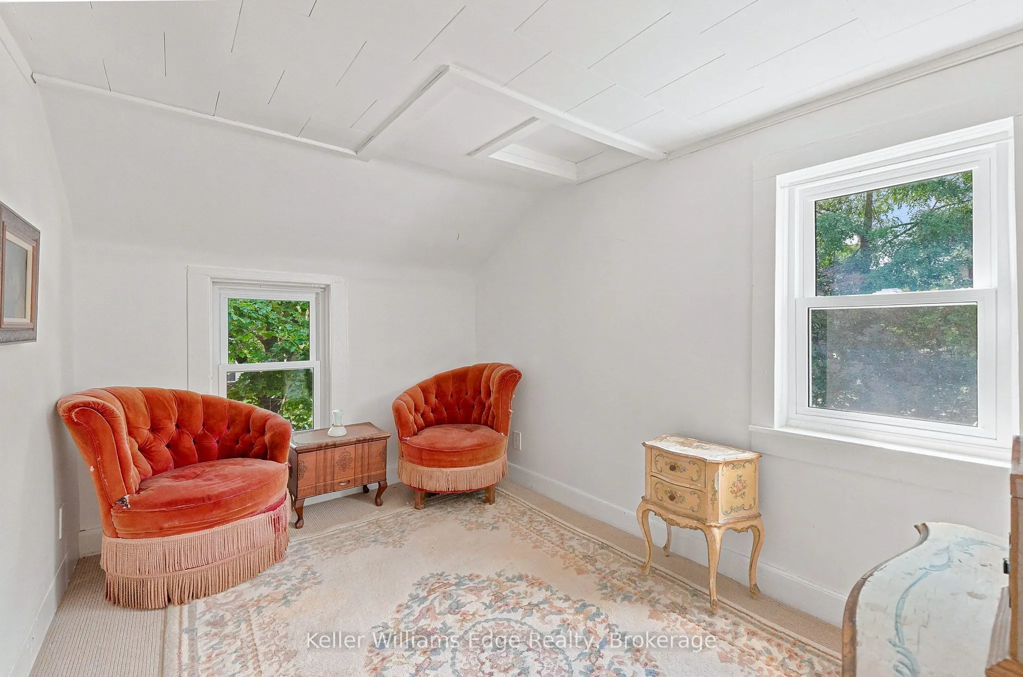 361 Dundas Street E