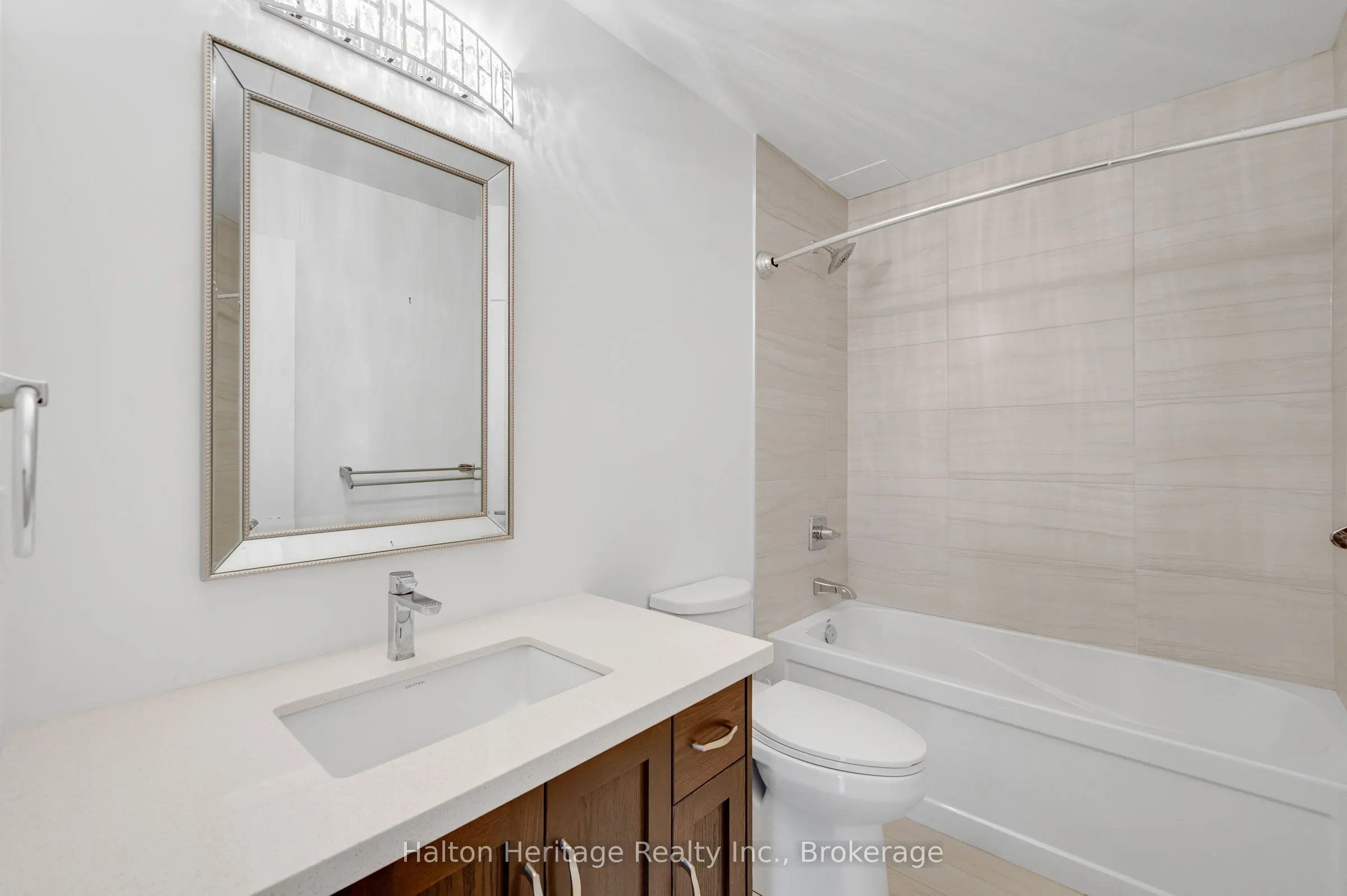 30 Hamilton Street S #313