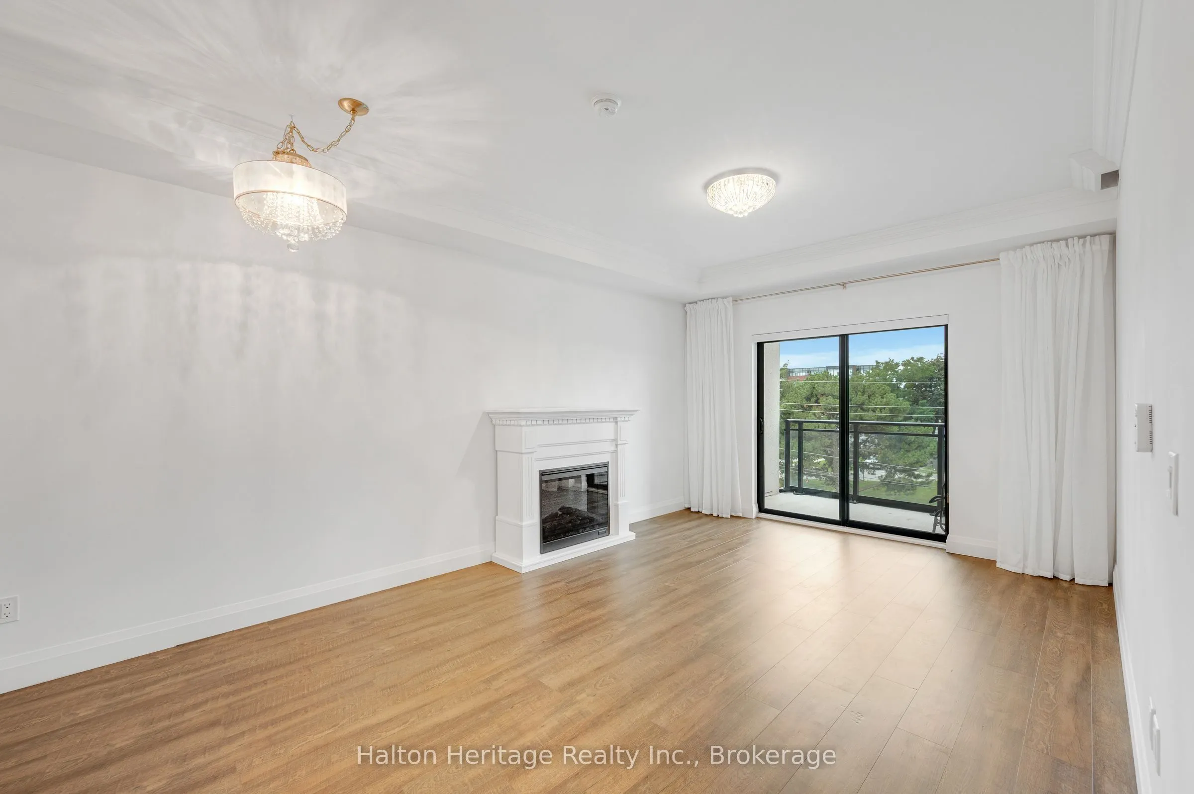 30 Hamilton Street S #313
