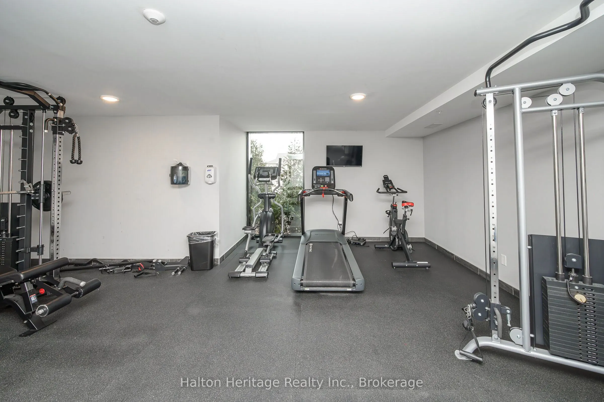 30 Hamilton Street S #313