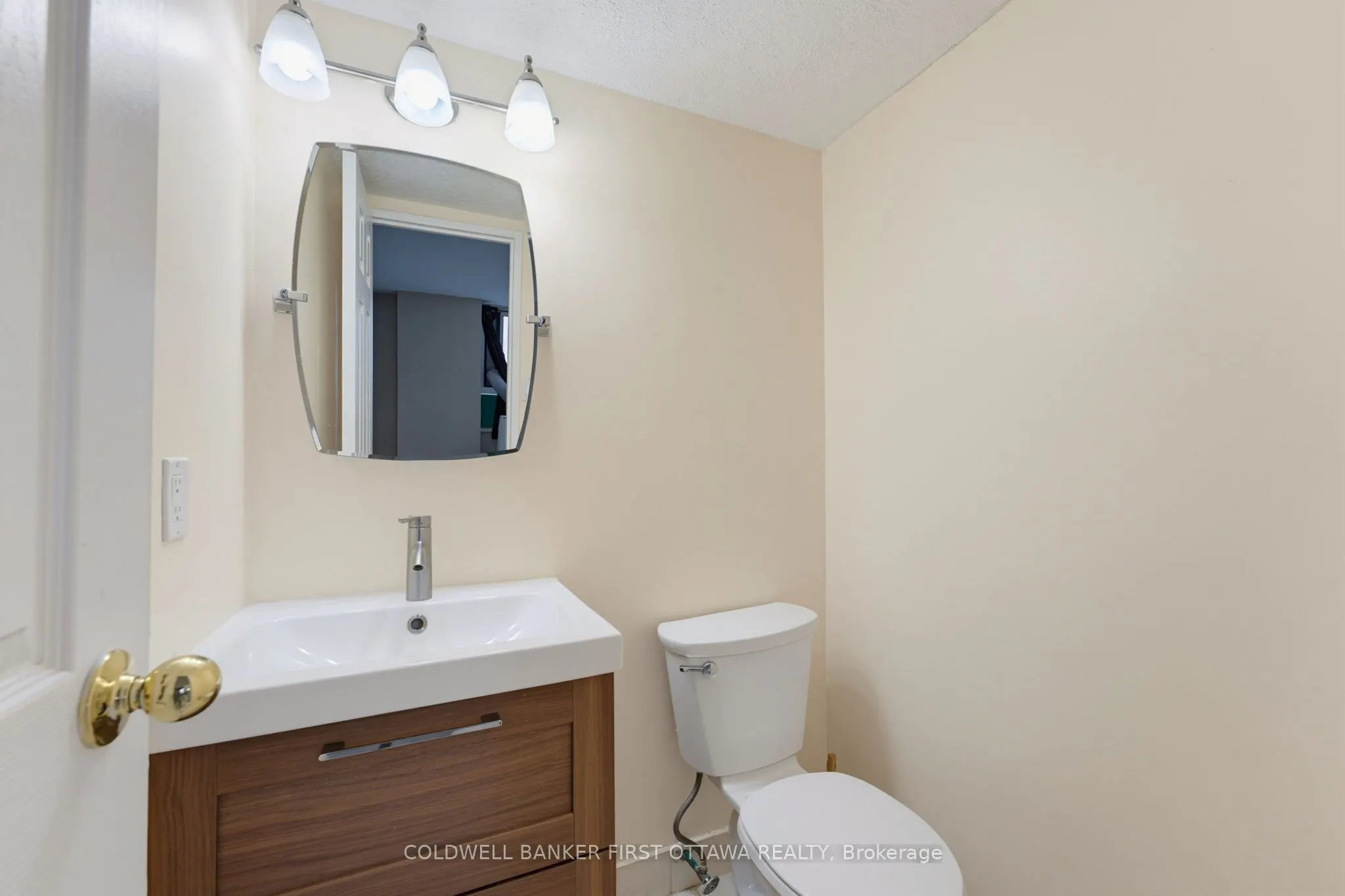 2000 Jasmine Crescent #803