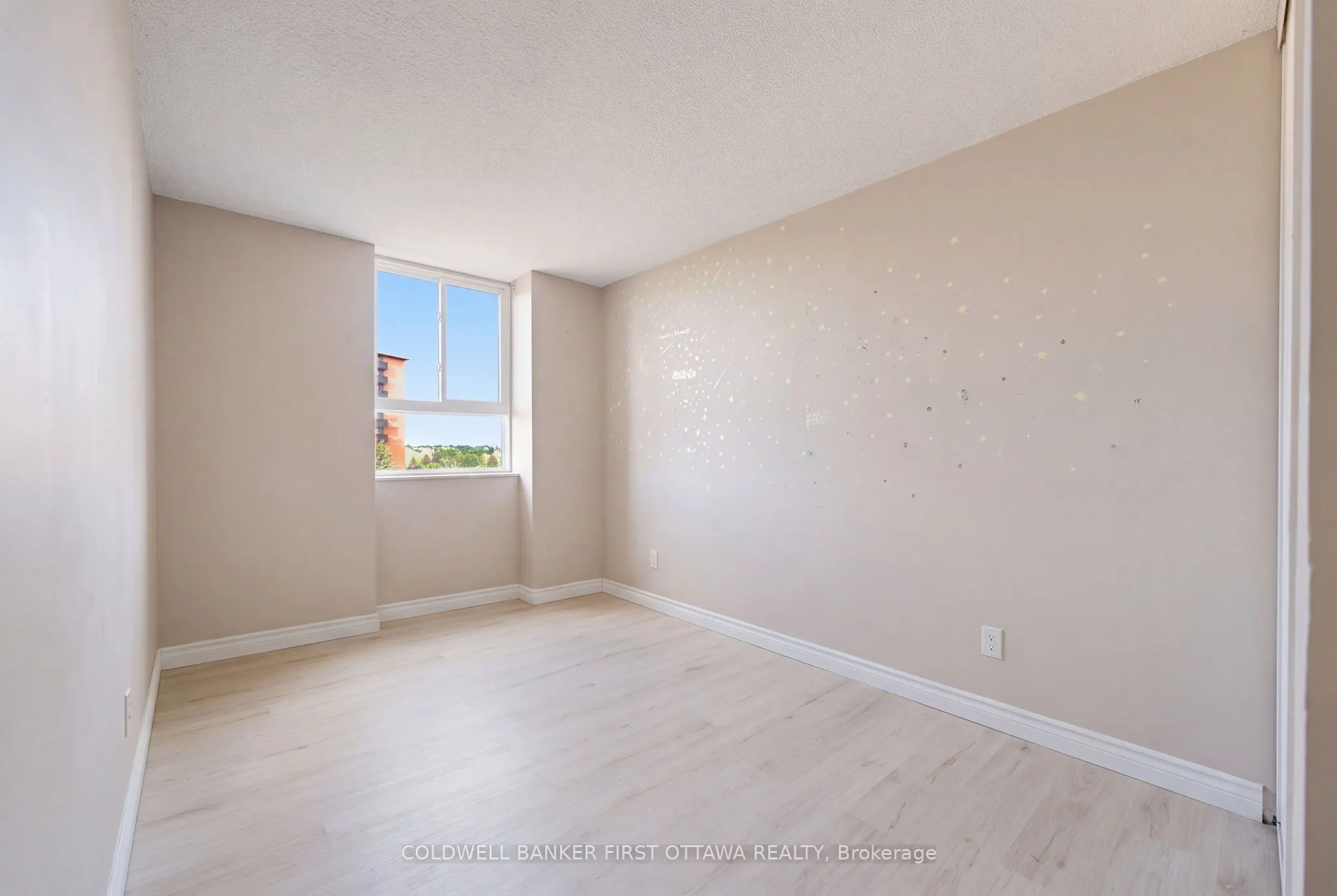 2000 Jasmine Crescent #803