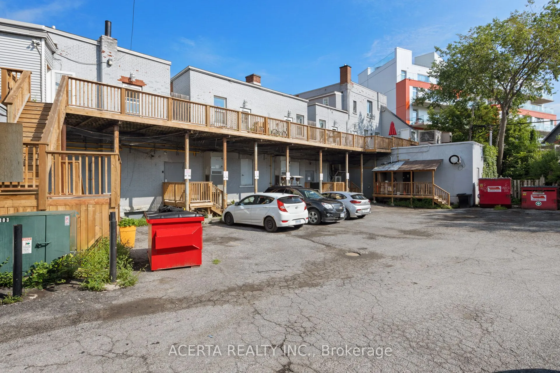 1008 WELLINGTON Street W